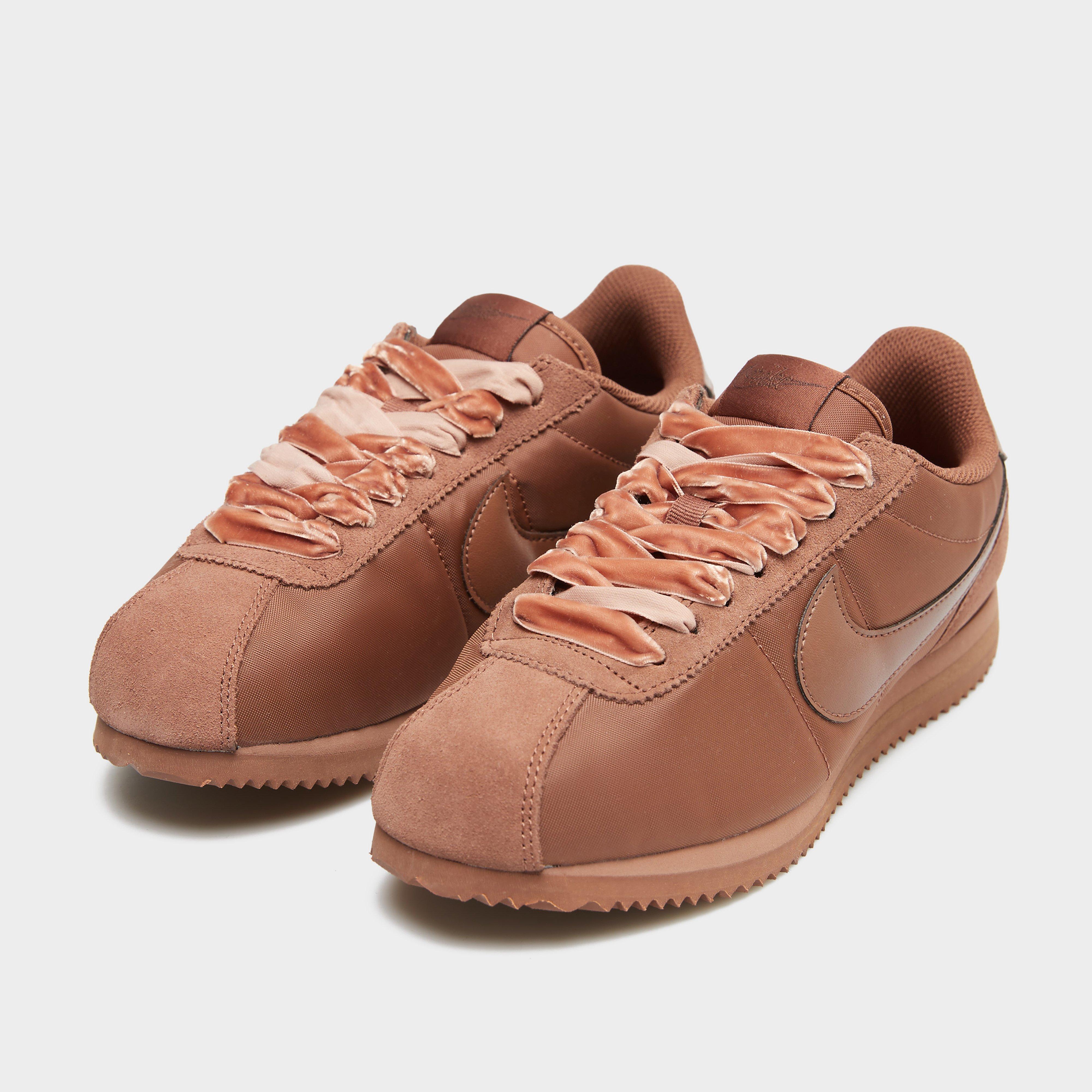 Kedai moterims NIKE W CORTEZ LACE