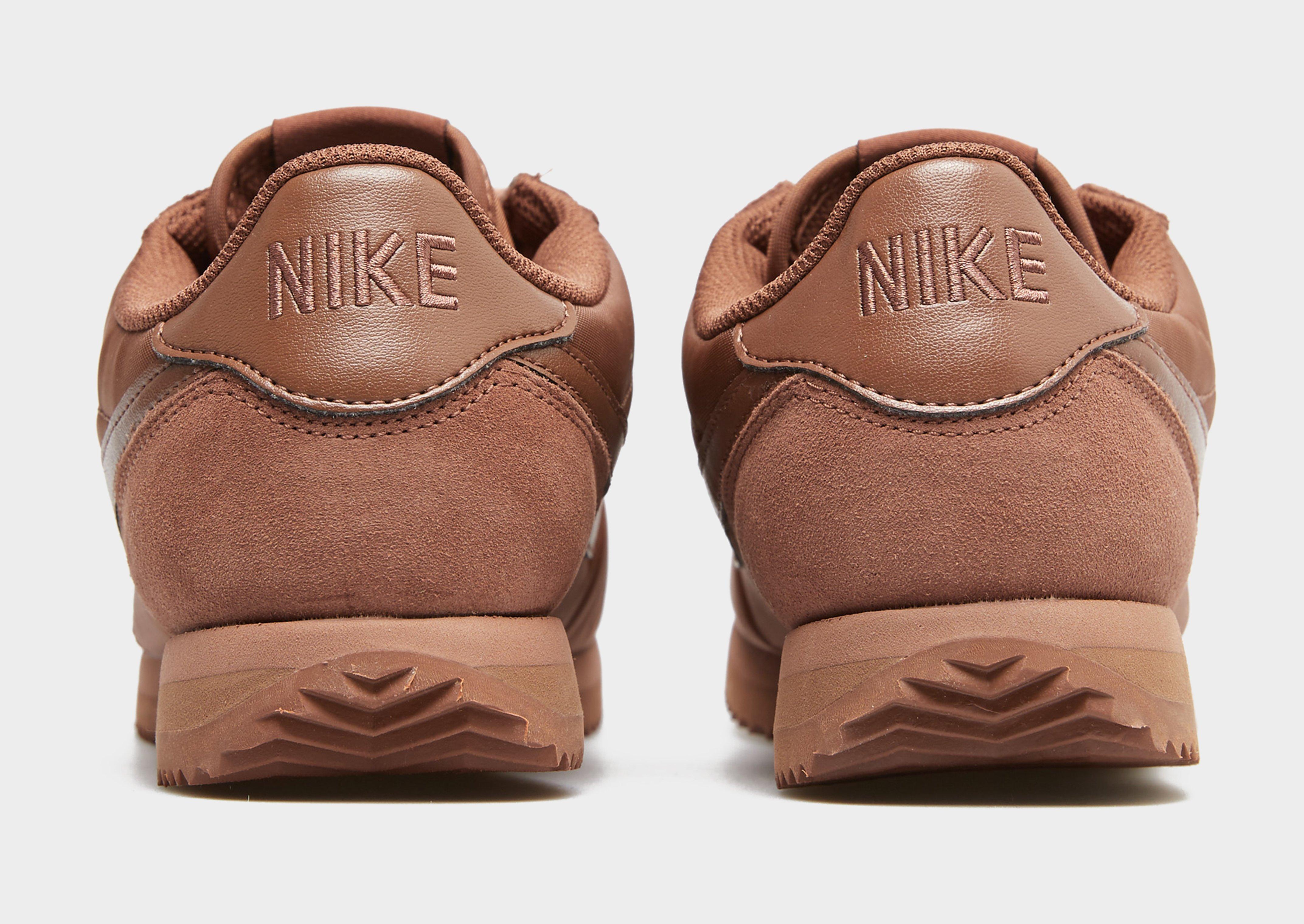 Жіночі кросівки NIKE W CORTEZ LACE IM6034-200 Коричневий