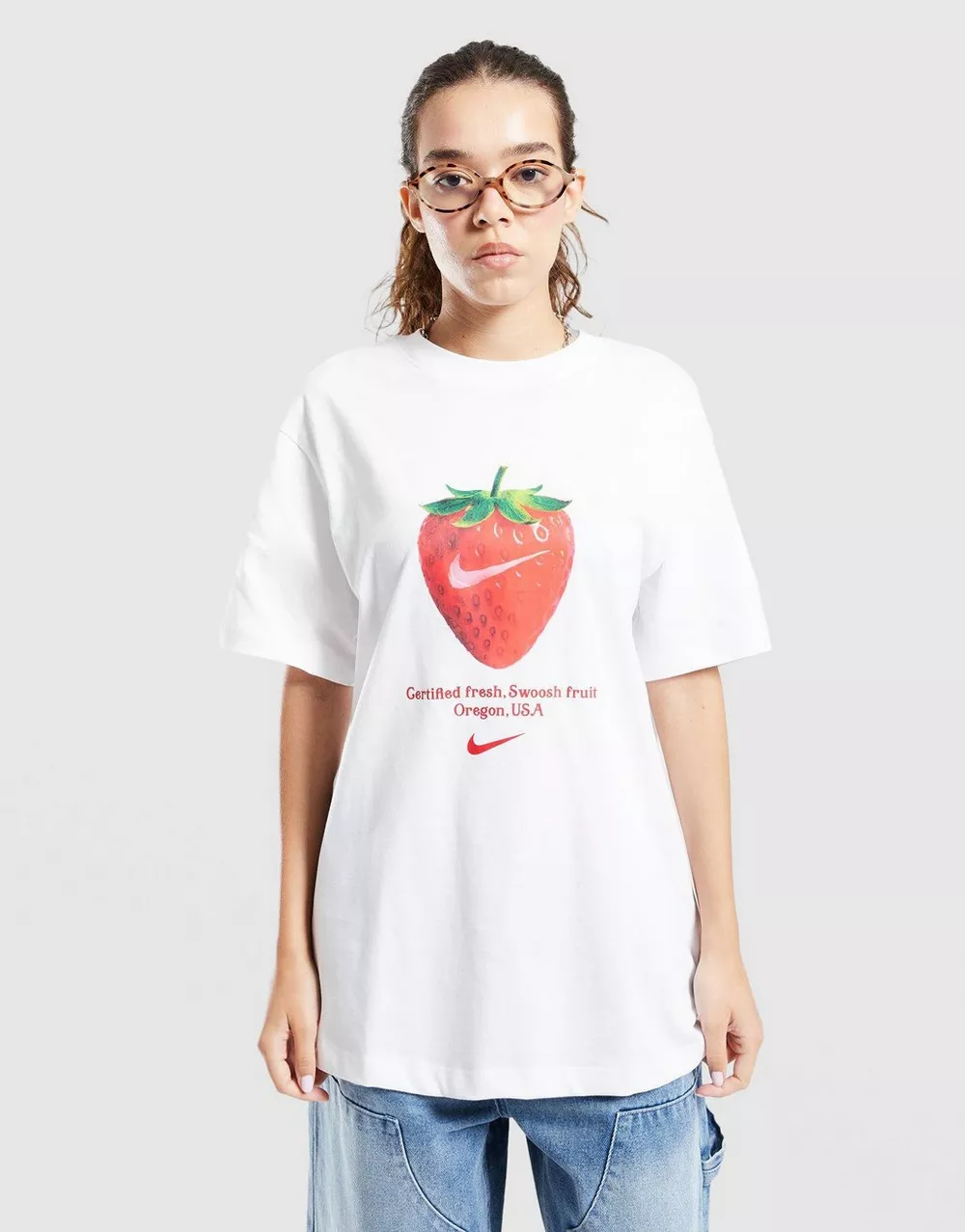 NIKE ФУТБОЛКА W NSW FRT OS STWBRY TEE, фото 1 з 4