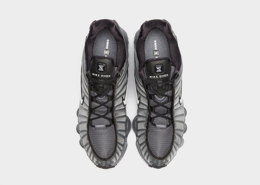 NIKE SHOX TL SE IQ6599-002 | колір Сірий | Взуття в JD Sports