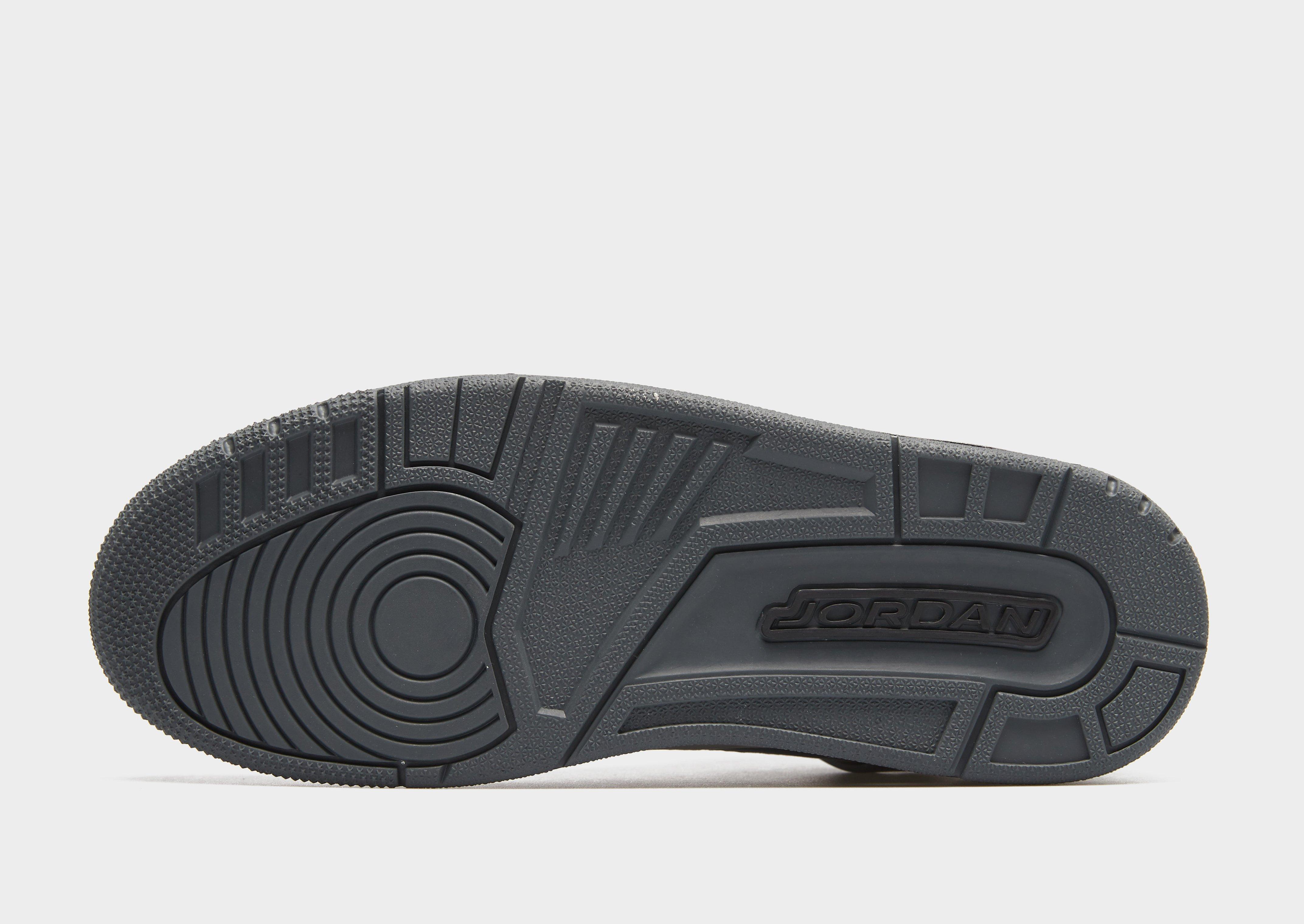 Чоловічі кросівки JORDAN SPIZIKE LOW IQ7586-021 Сірий