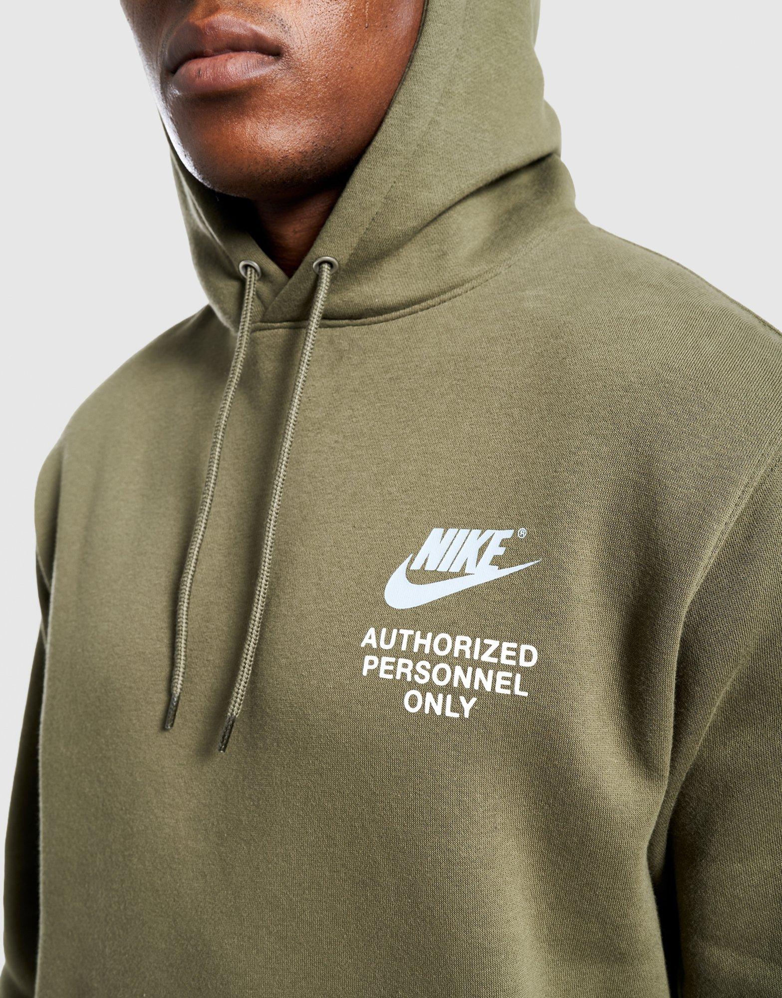 Bluză pentru bărbați NIKE BLUZĂ CU GLUGĂ M NSW TEE GFX IR2987-222 Verde