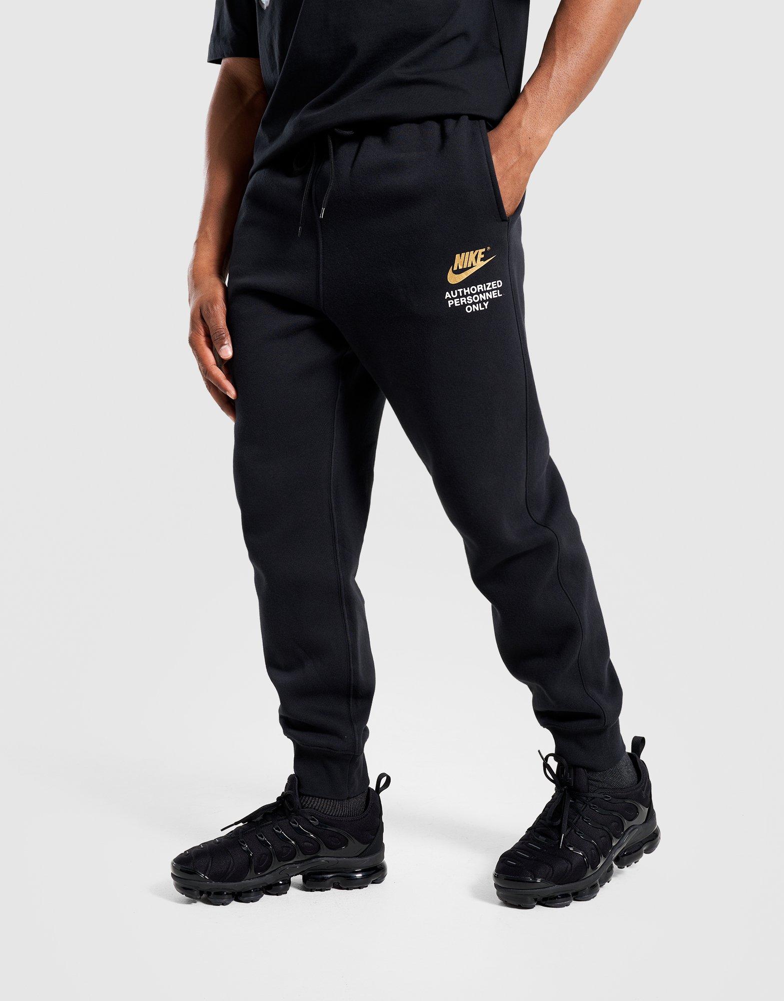 NIKE SPODNIE M CLUB BB JOGGER PANT IR2988-010 Czarny