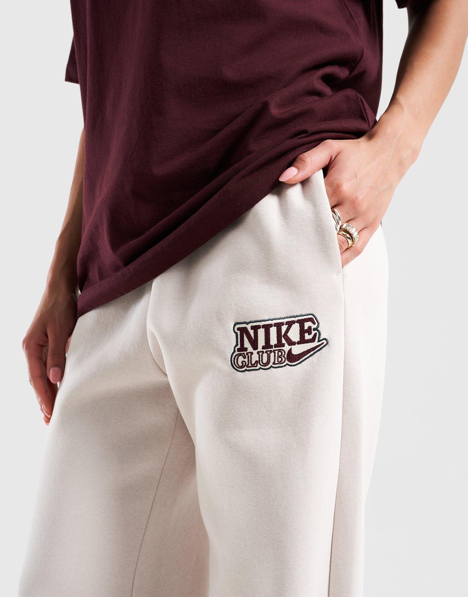 Pantaloni pentru femei NIKE PANTALONI  W NSW FLC HR PANT WIDE 2 IR3612-104 Bej