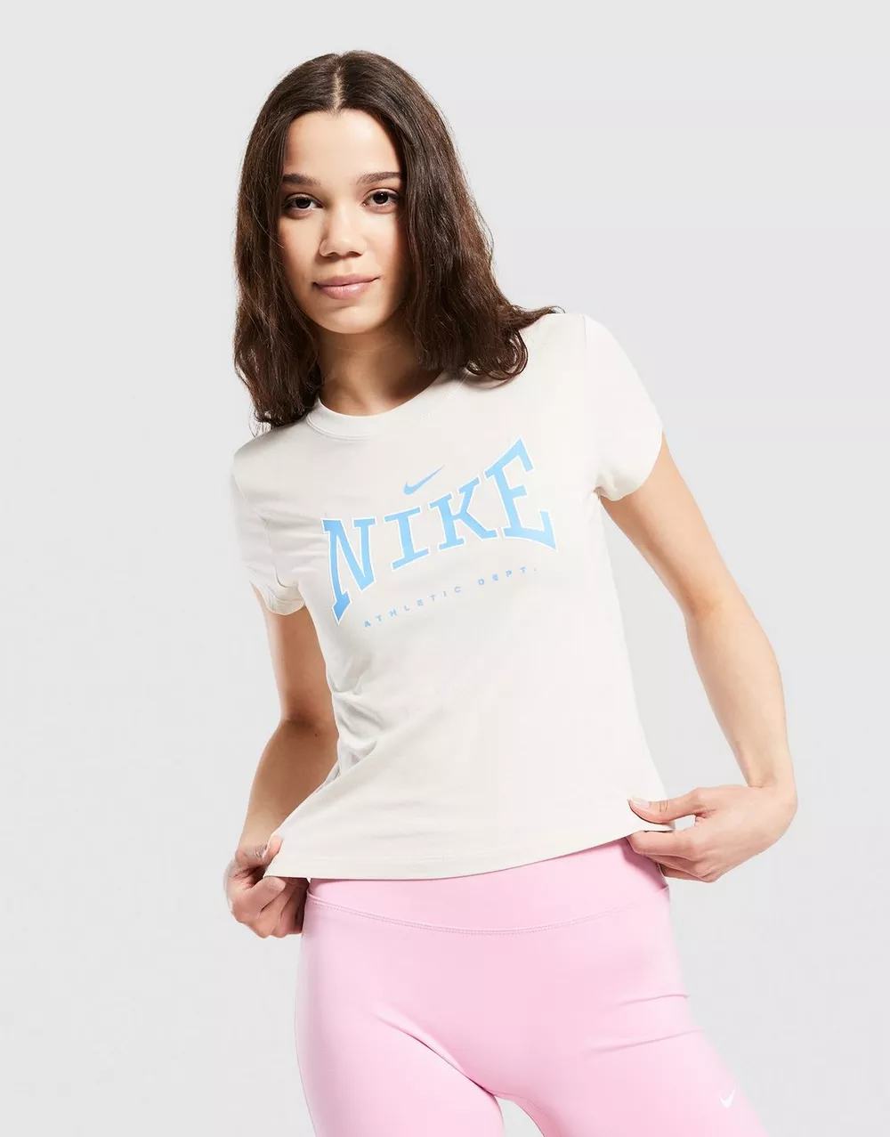 NIKE ФУТБОЛКА W NSW MOD CROP ATH LEAGUE TEE, фото 1 з 4