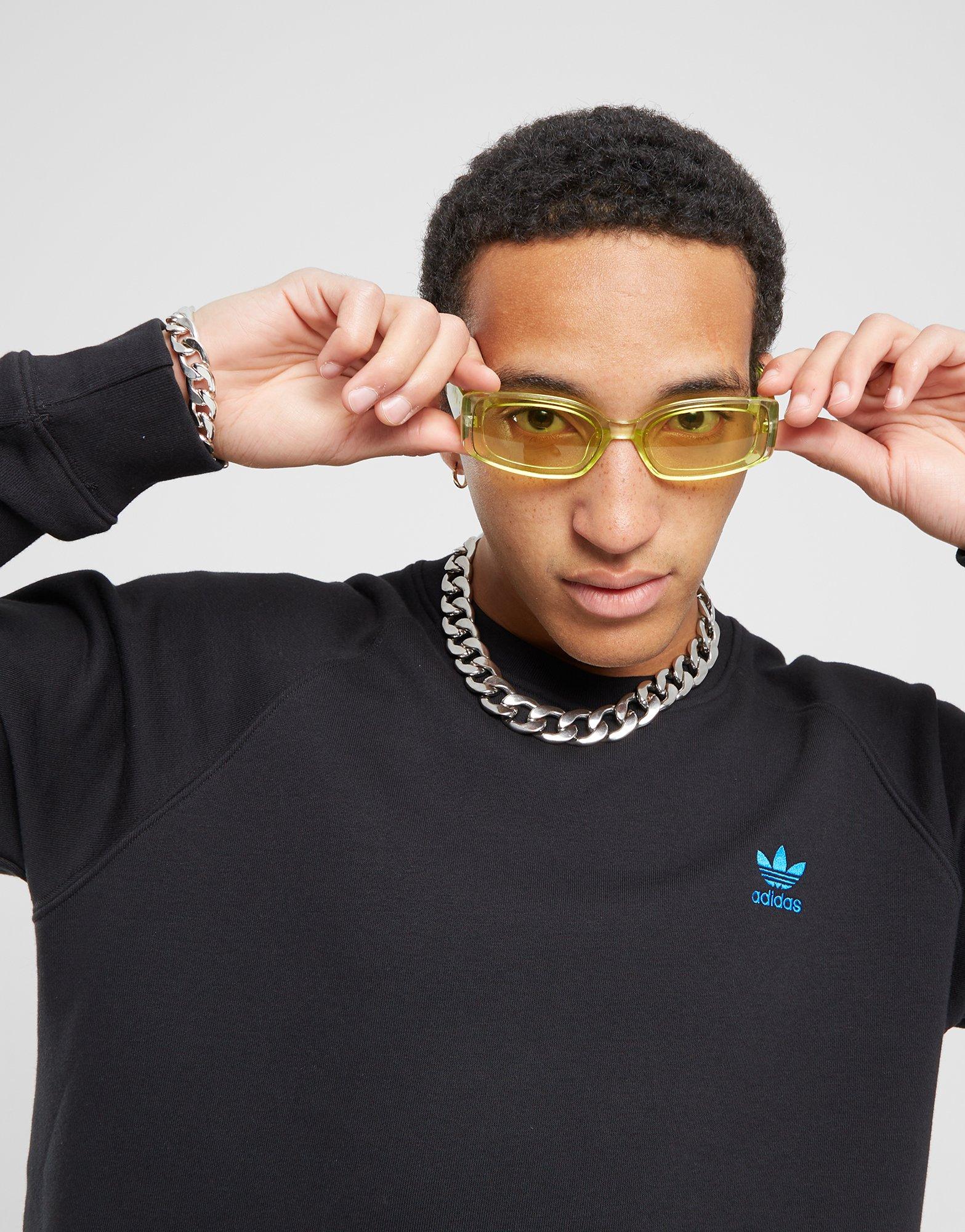 Bluza męska ADIDAS BLUZA TREF ESS CREW BLK/BLU IS2242 Czarny