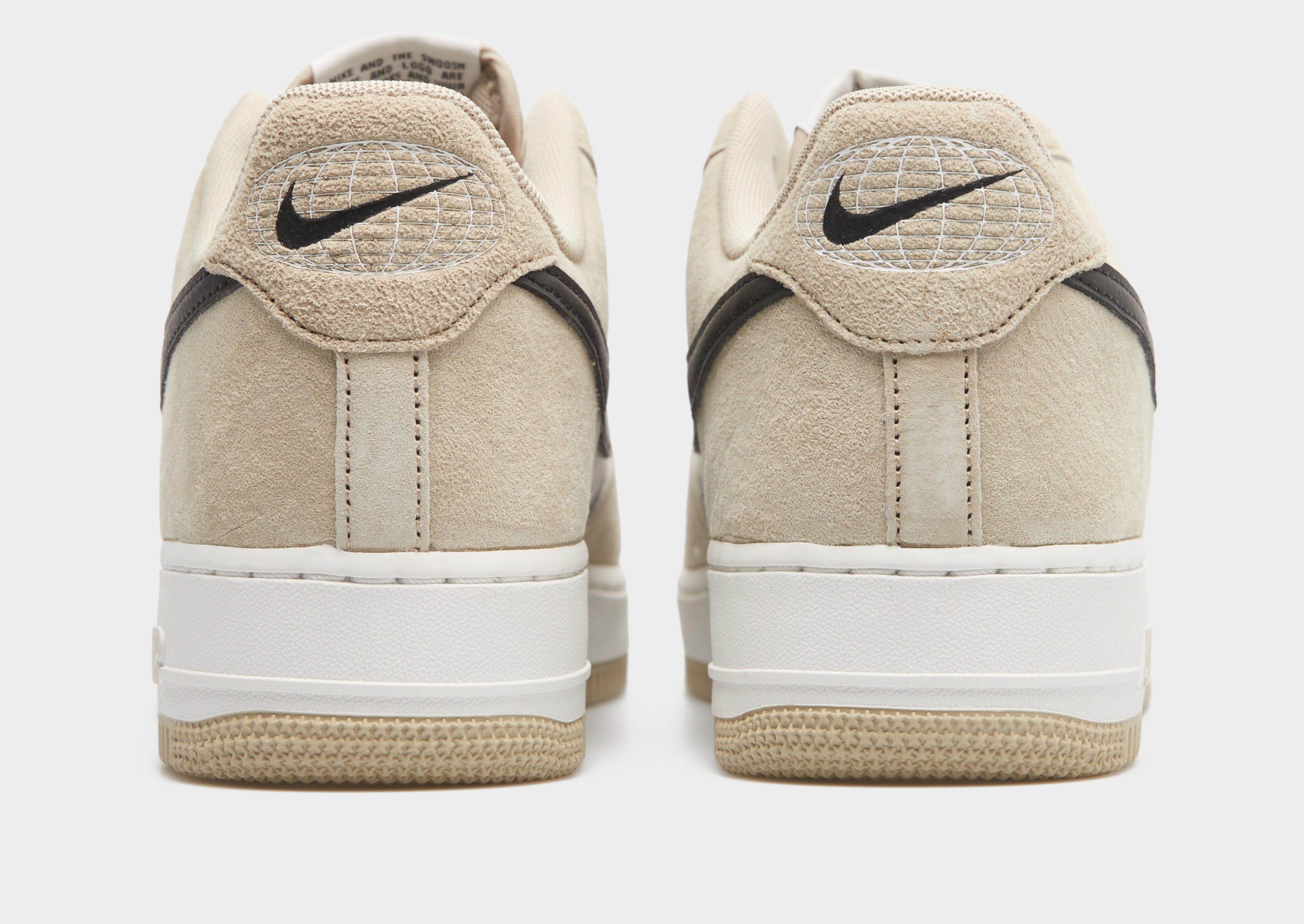 Nike Air Force 1 '07 Lv8