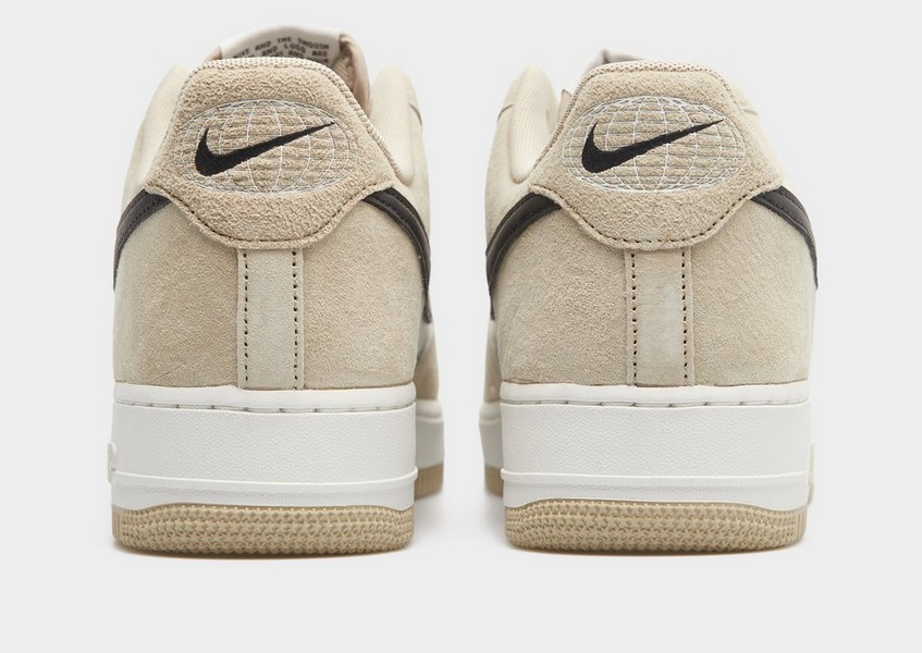 Nike Air Force 1 '07 Lv8