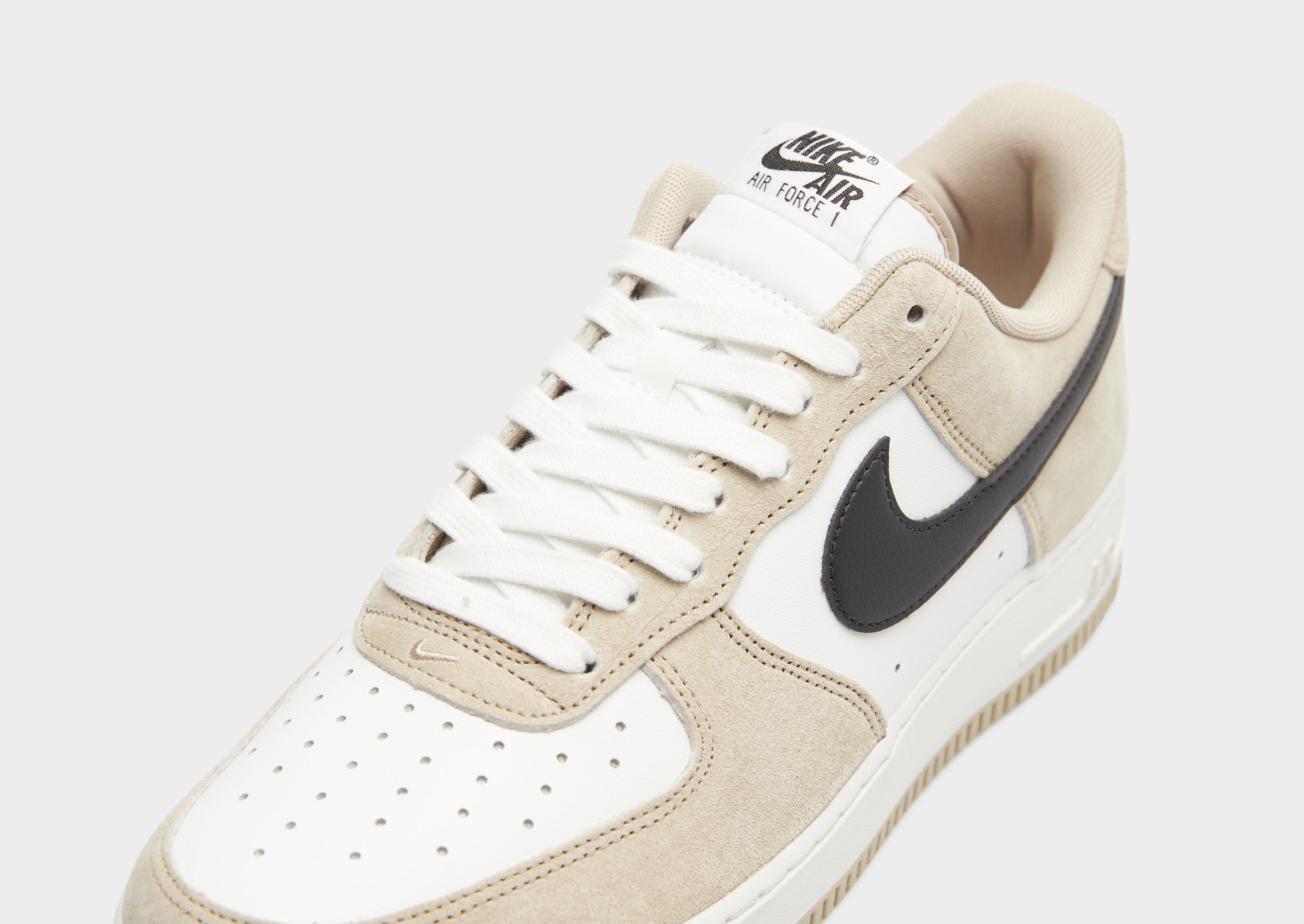 Nike Air Force 1 '07 Lv8