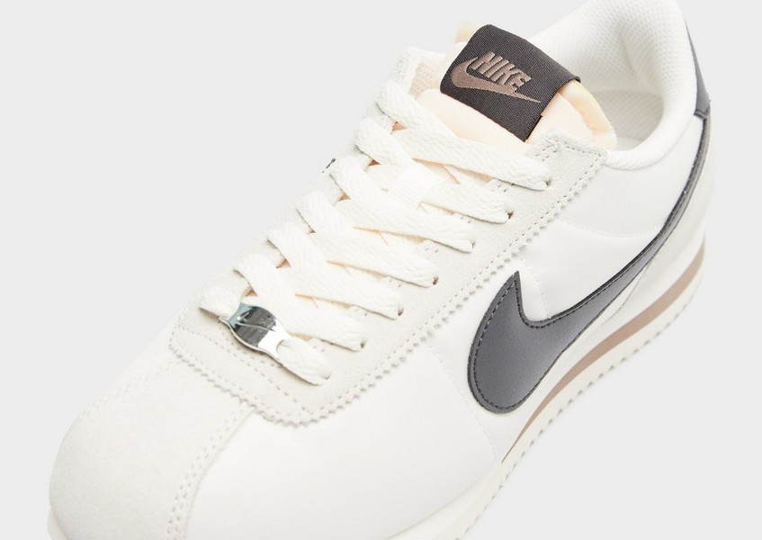 Wmns Nike Cortez Su
