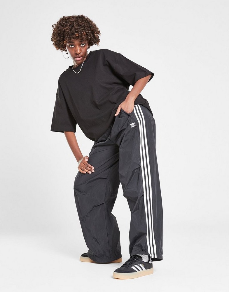 Moteriškos kelnės ADIDAS KELNĖS 3 S PARA PANT IY7251 Juoda
