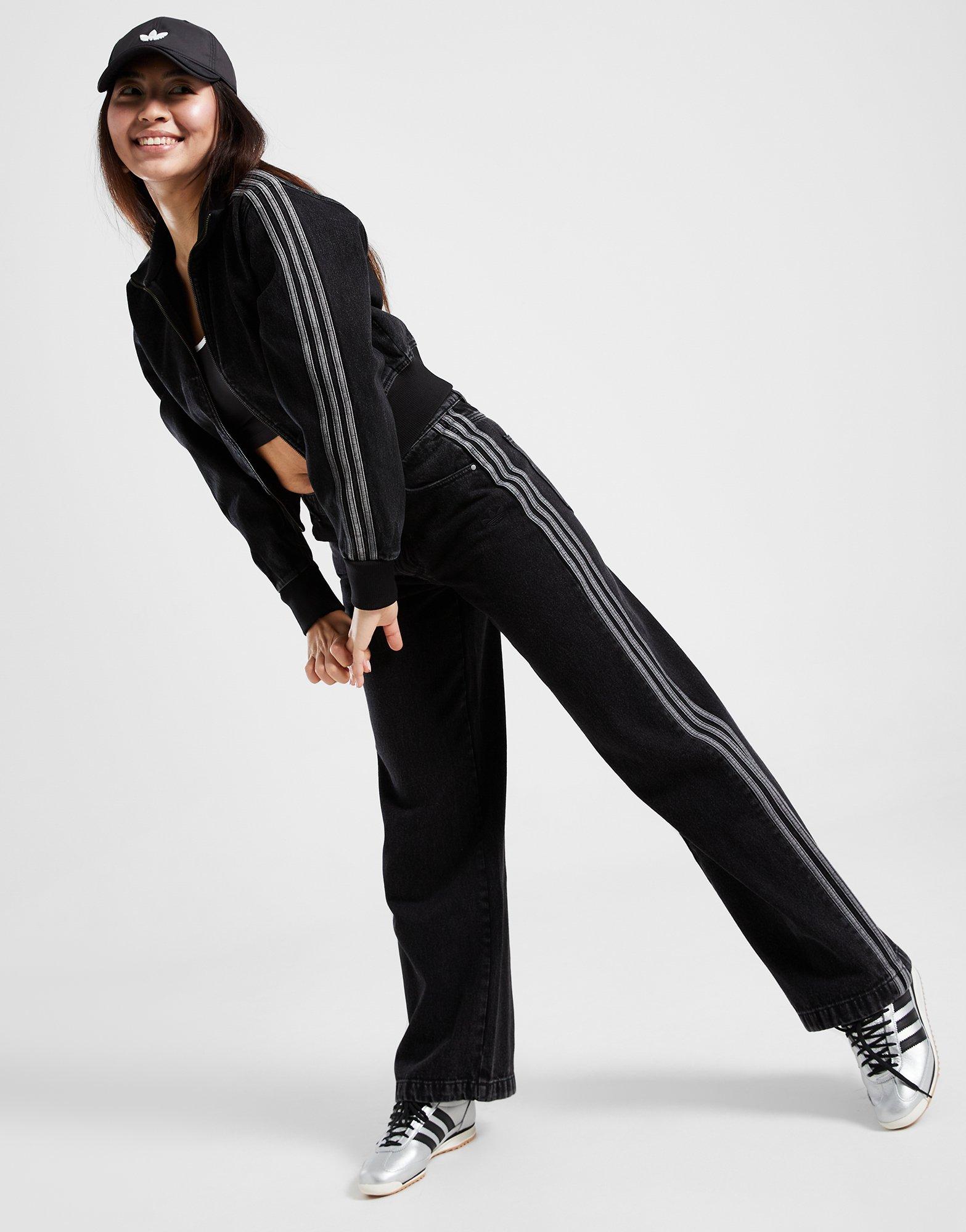 Moteriški džinsai ADIDAS KELNĖS ADICOLOR DENIM 3 STRIPES TRACKPANT JD3109 Juoda