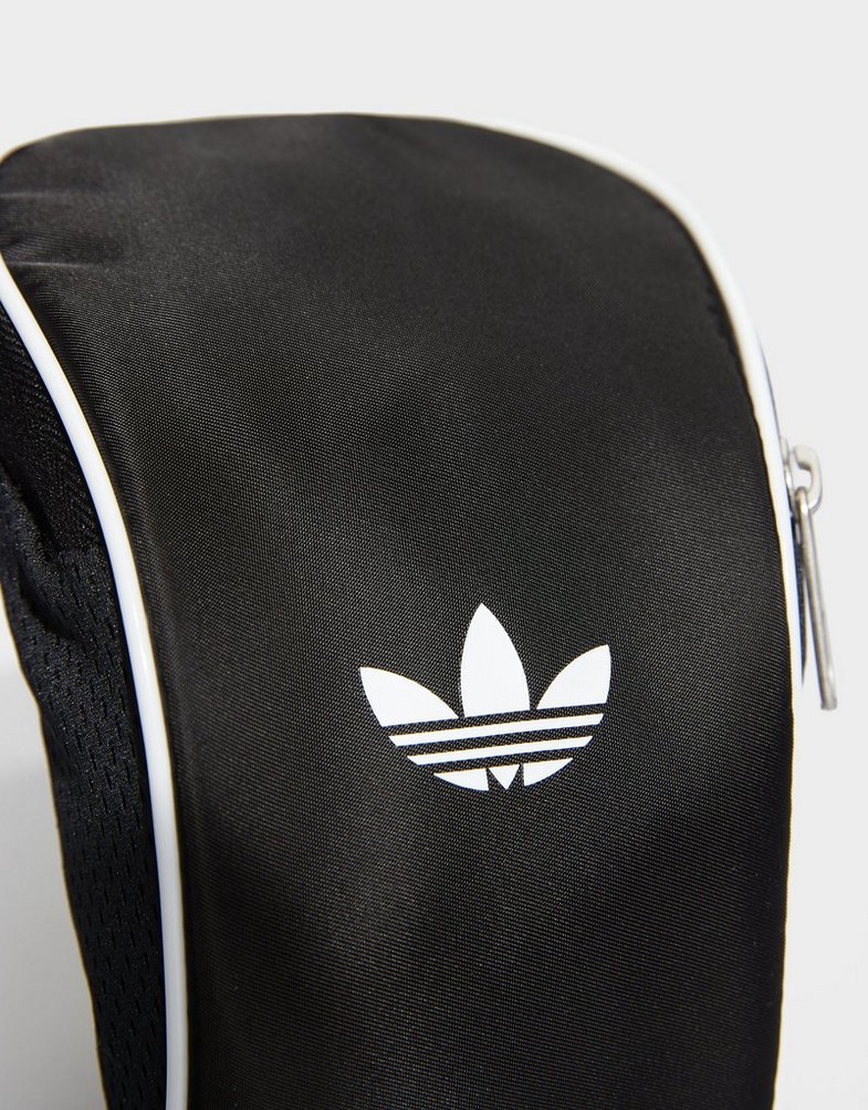 Geantă sport pentru femei ADIDAS GEANTĂ  TEAMGEIST SMALL ITEM BAG JD5570 Negru