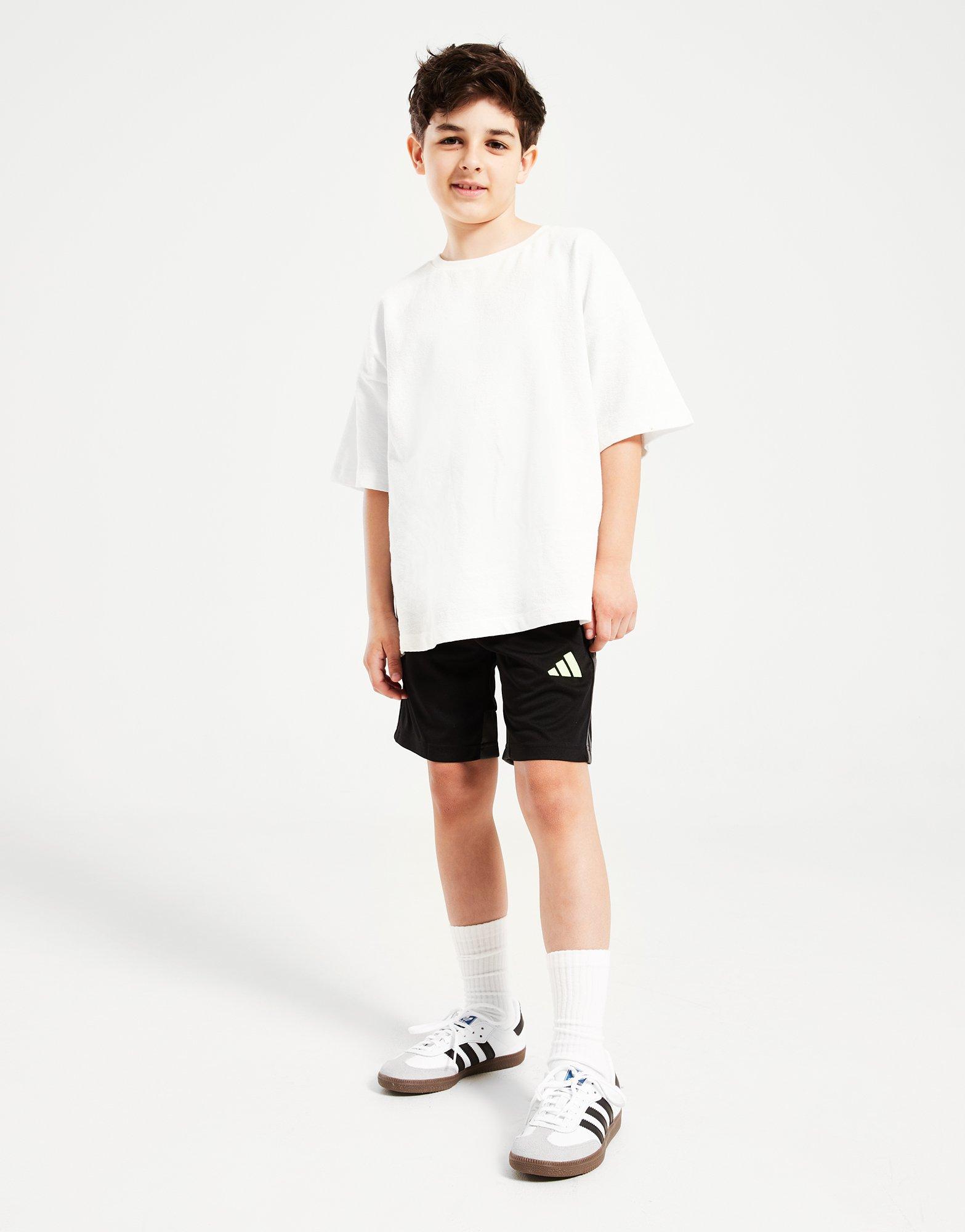 Vaikiški šortai ADIDAS ŠORTAI TIRO SHRT BLK/VOLT B JM4134 Juoda