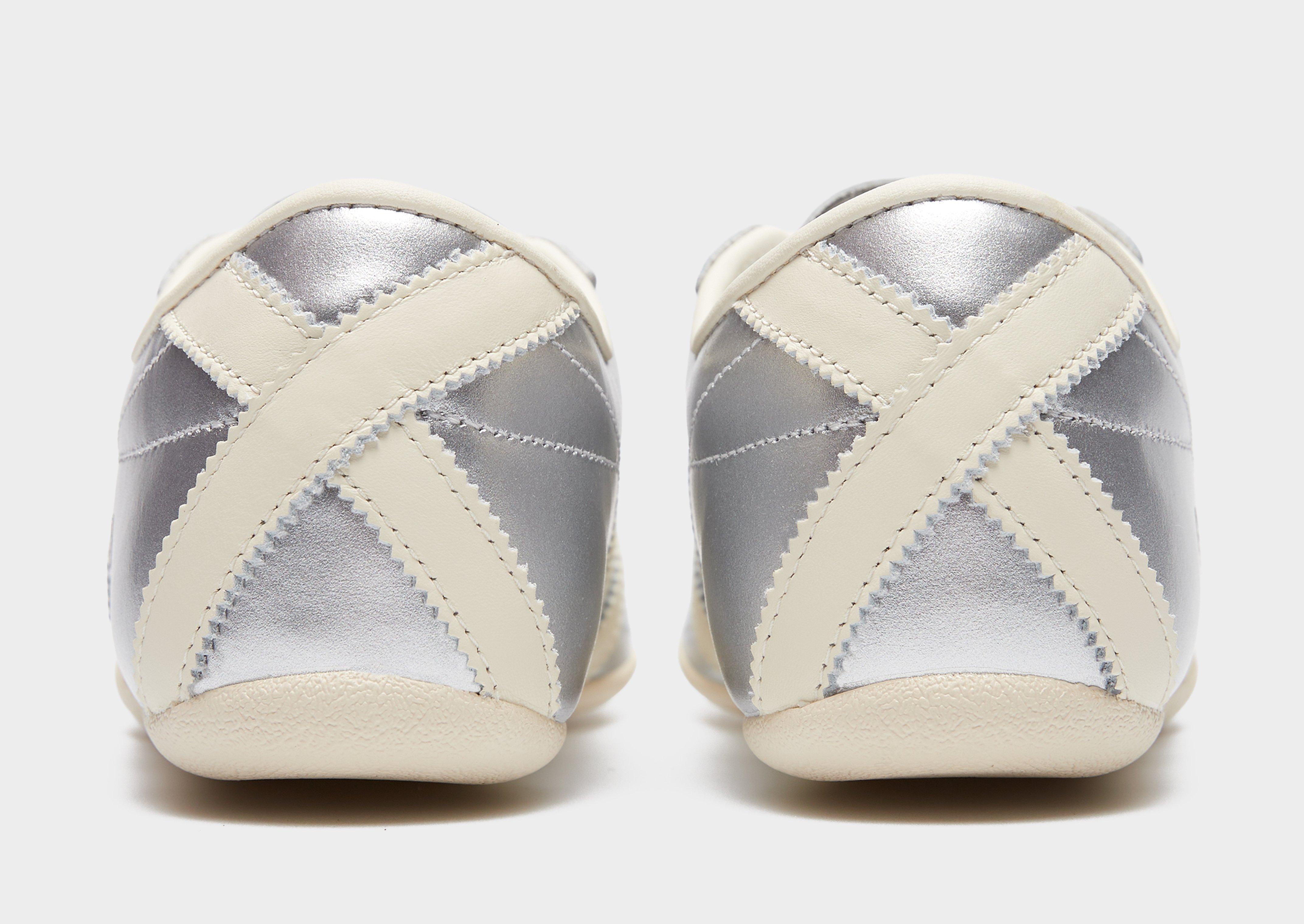 Dámske tenisky ADIDAS TOKYO JQ0593 Strieborná