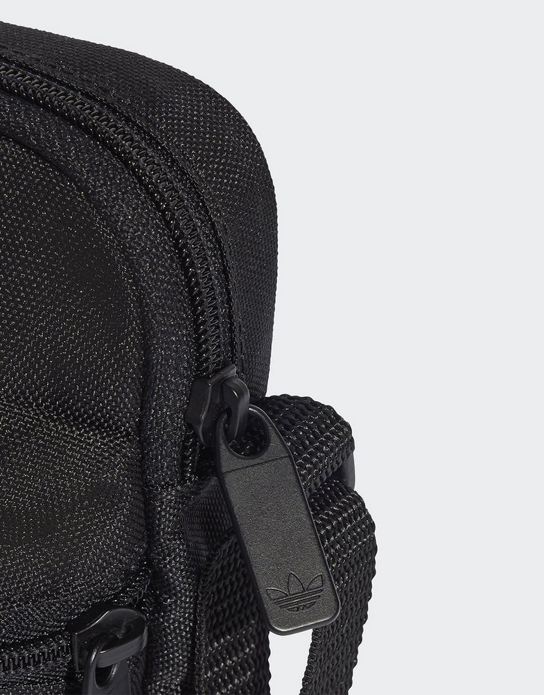Geantă sport pentru femei ADIDAS BORSETĂ ADICOLOR FB JX0227 Negru