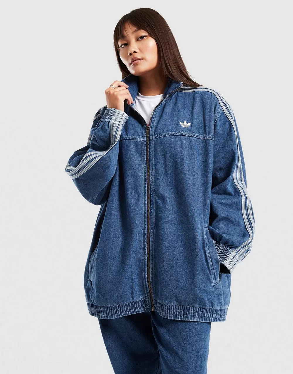 ADIDAS КОФТА НА БЛИСКАВЦІ ADICOLOR DENIM ADILENIUM, фото 1 з 4