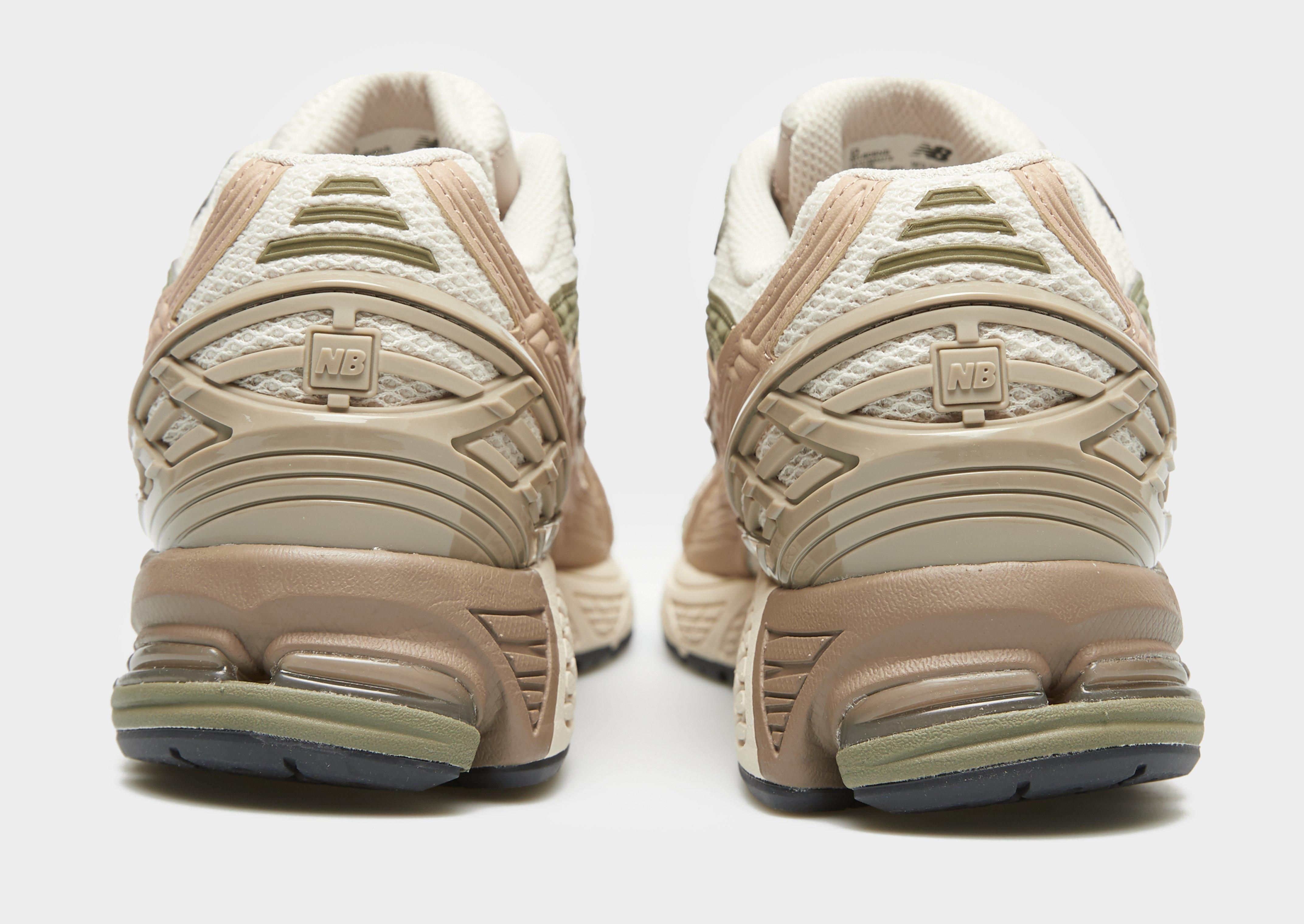 Adidași pentru bărbați NEW BALANCE 1906  M1906NE Gri