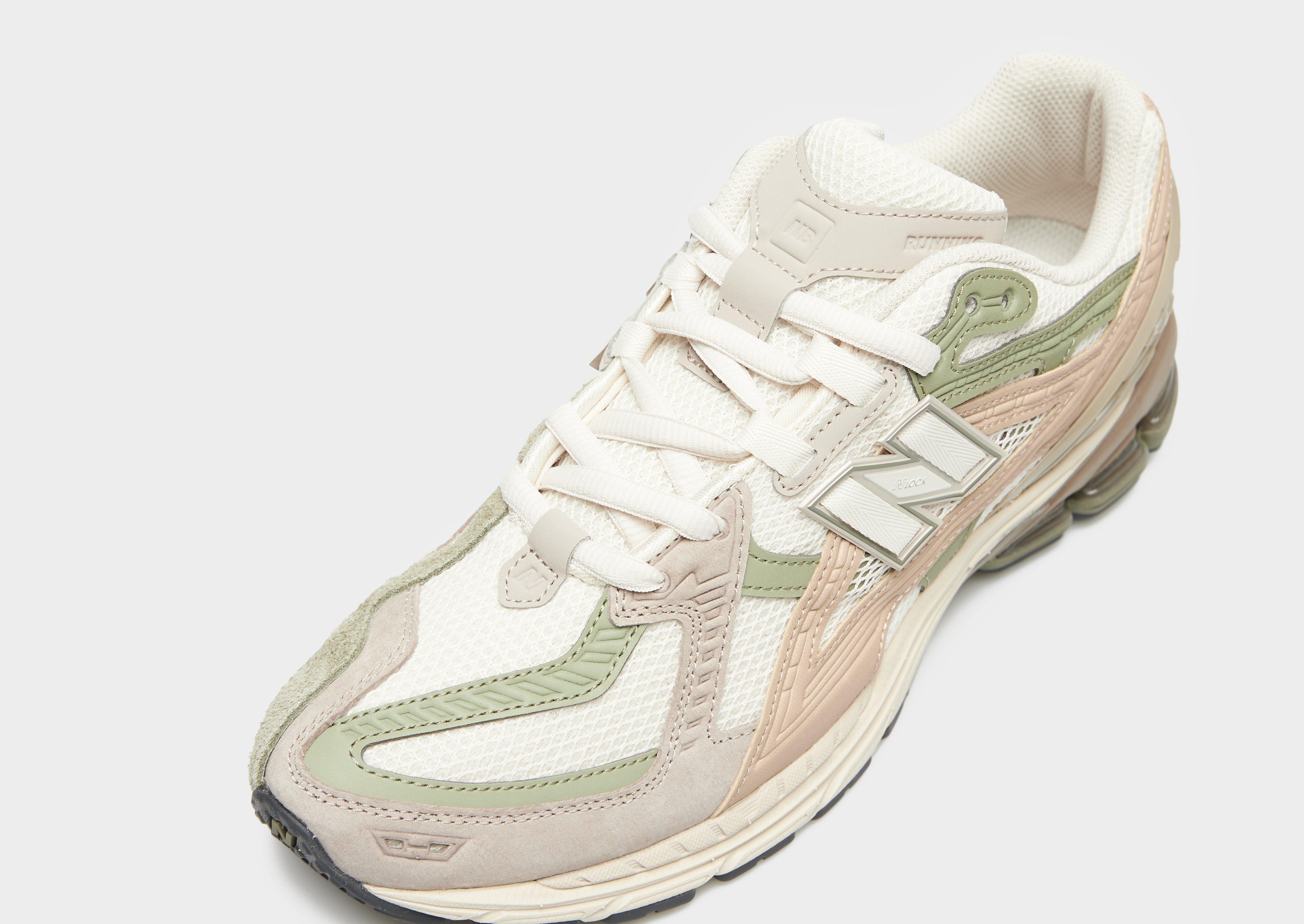 Adidași pentru bărbați NEW BALANCE 1906  M1906NE Gri