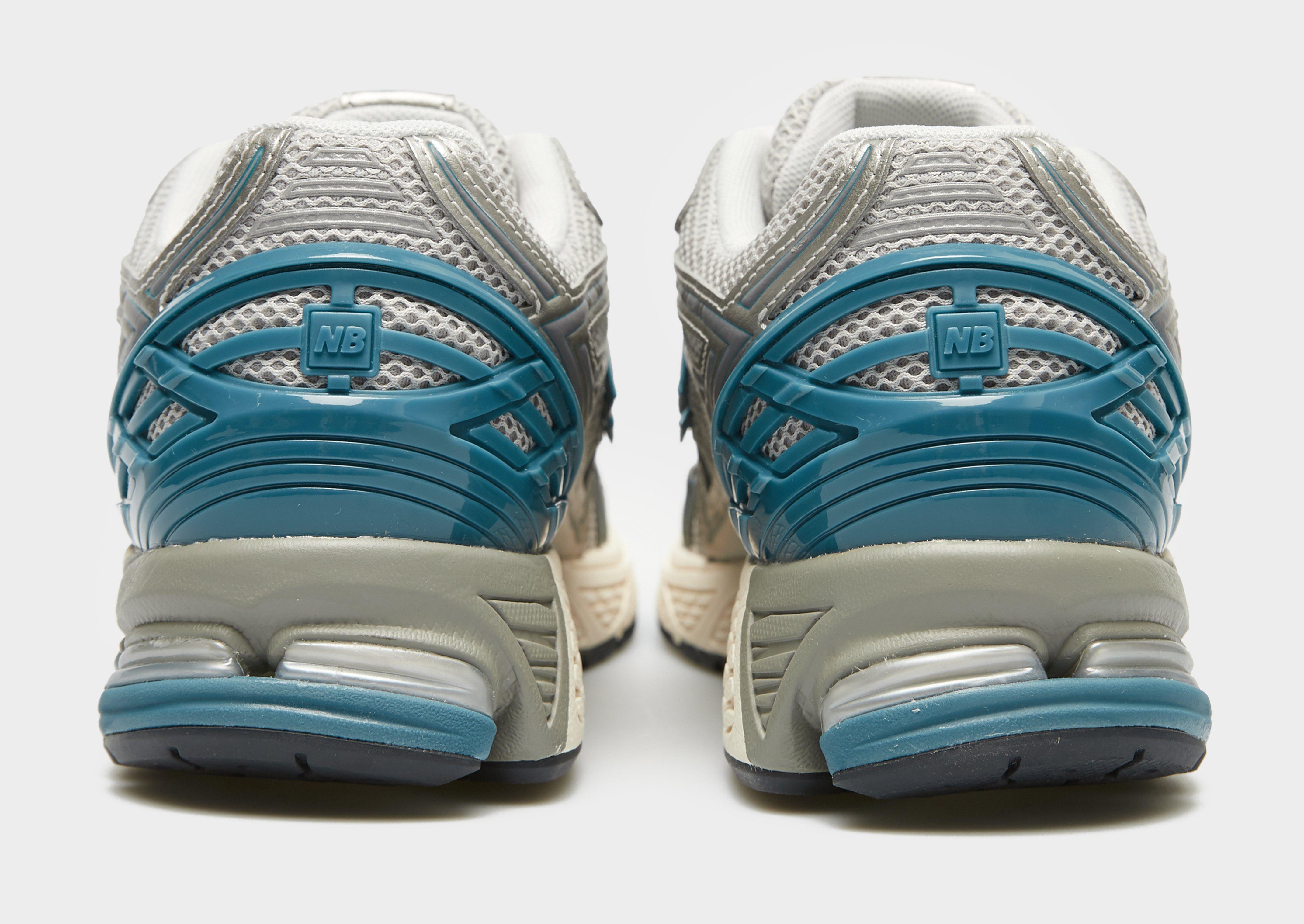 Pánske tenisky NEW BALANCE 1906  M1906REO Viacfarebná