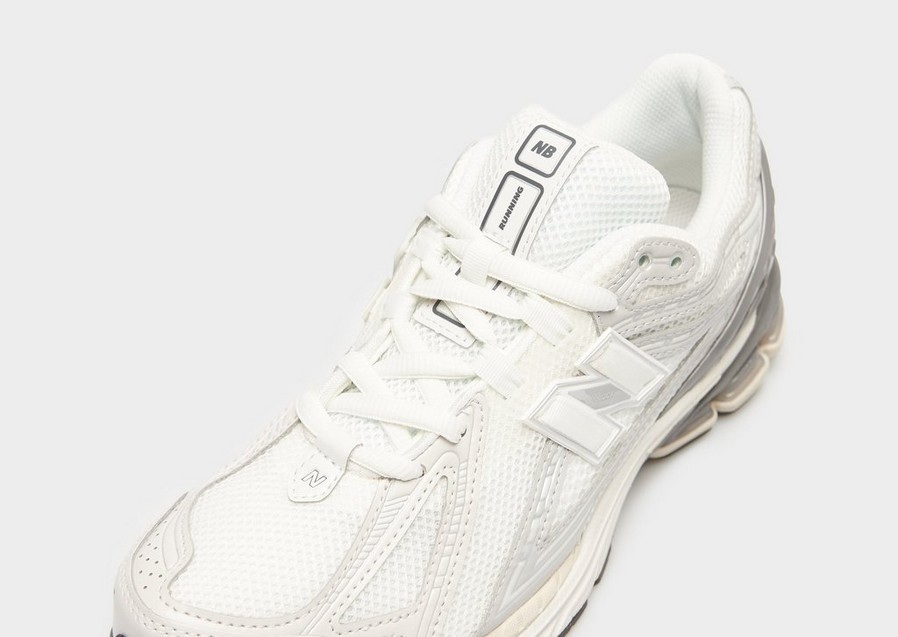 Férfi sneakers NEW BALANCE 1906  M1906RJX Szürke
