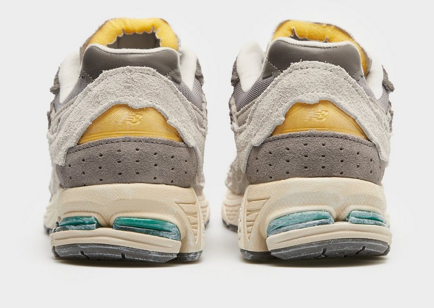 New Balance 2002 Protection Pack - obrazek 3