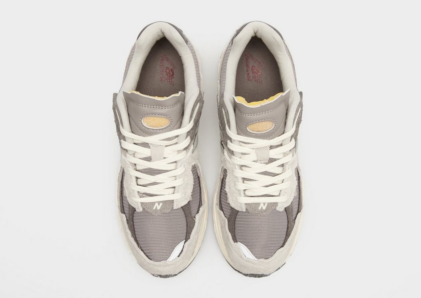New Balance 2002 Protection Pack