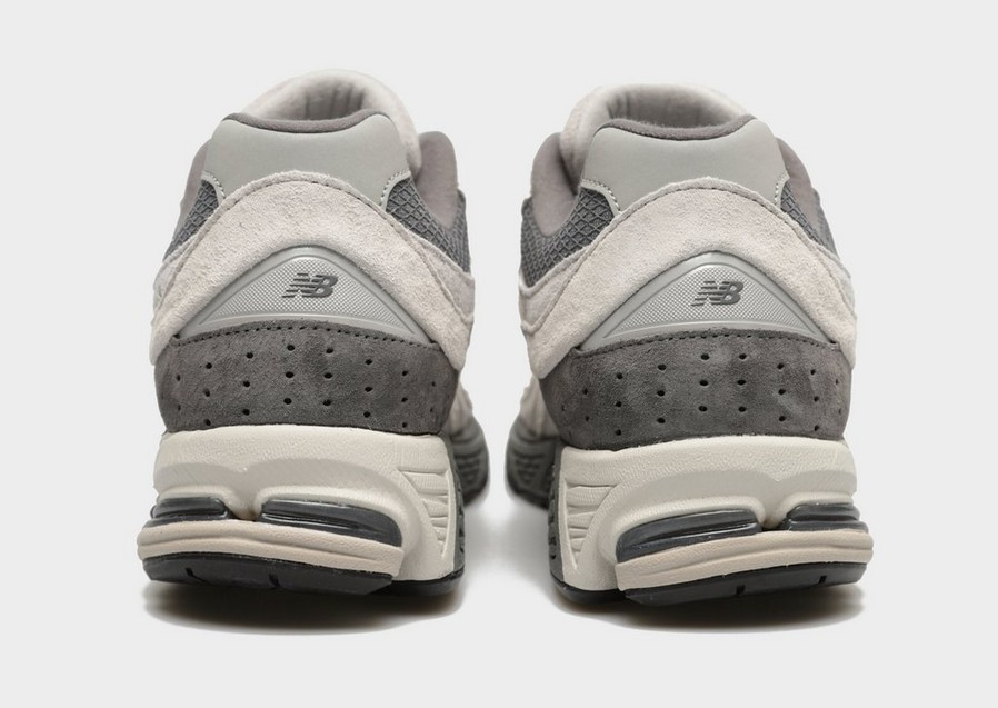 Buty sneakersy męskie NEW BALANCE 2002  M2002RRW Szary