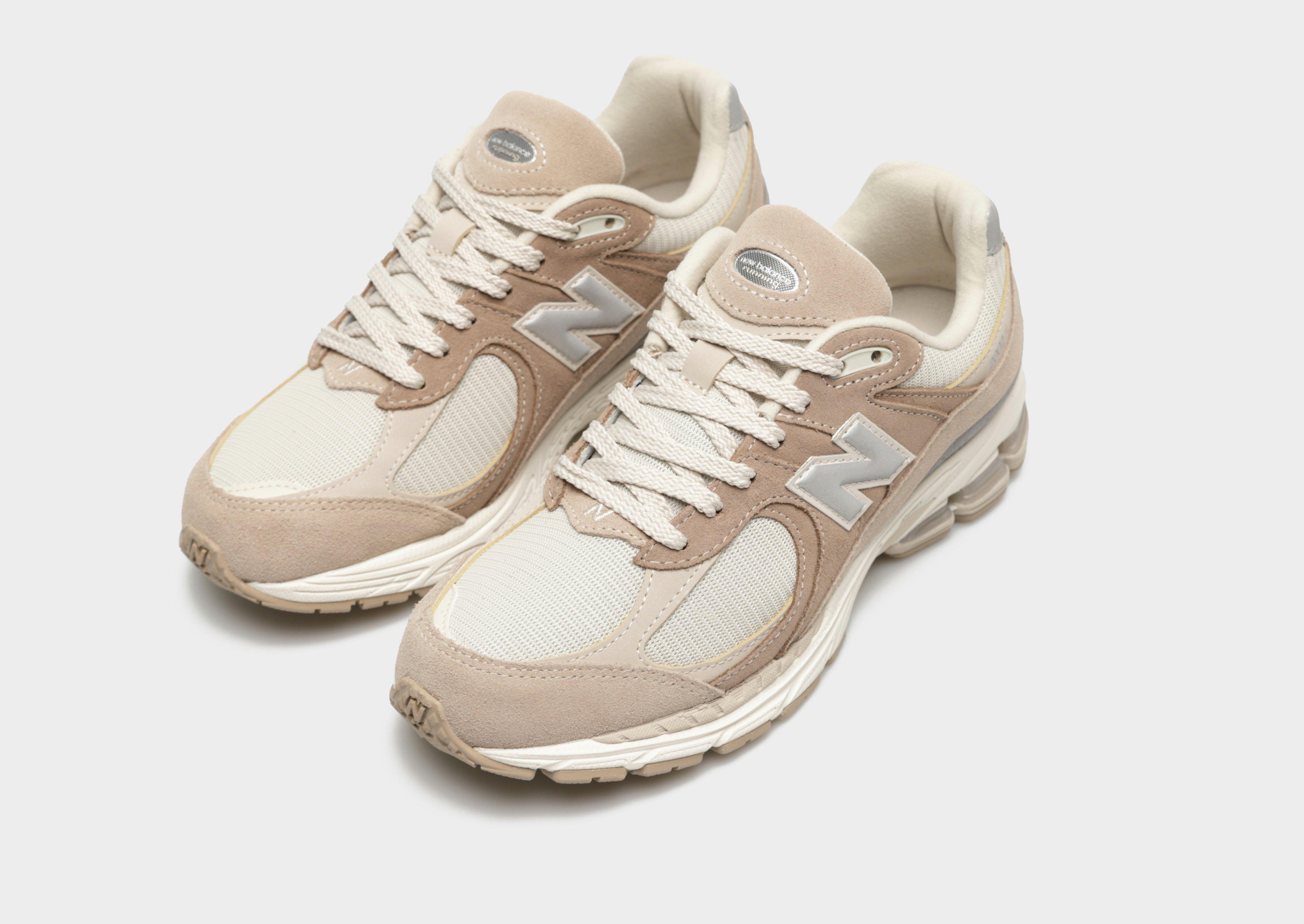 Дамски обувки NEW BALANCE 2002 M2002RSI Кафяв