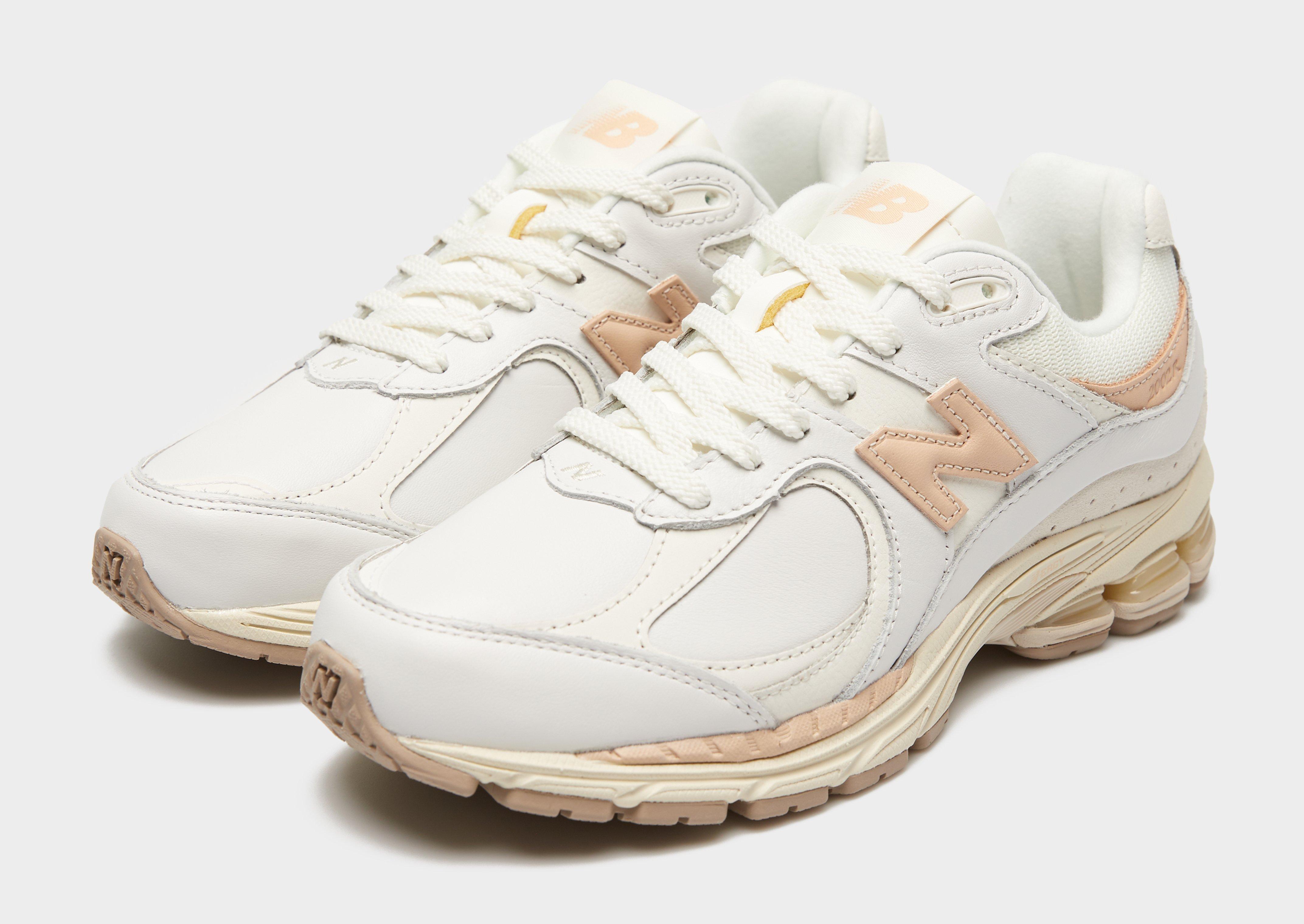 Női sneakers NEW BALANCE 2002 M2002RVF Fehér