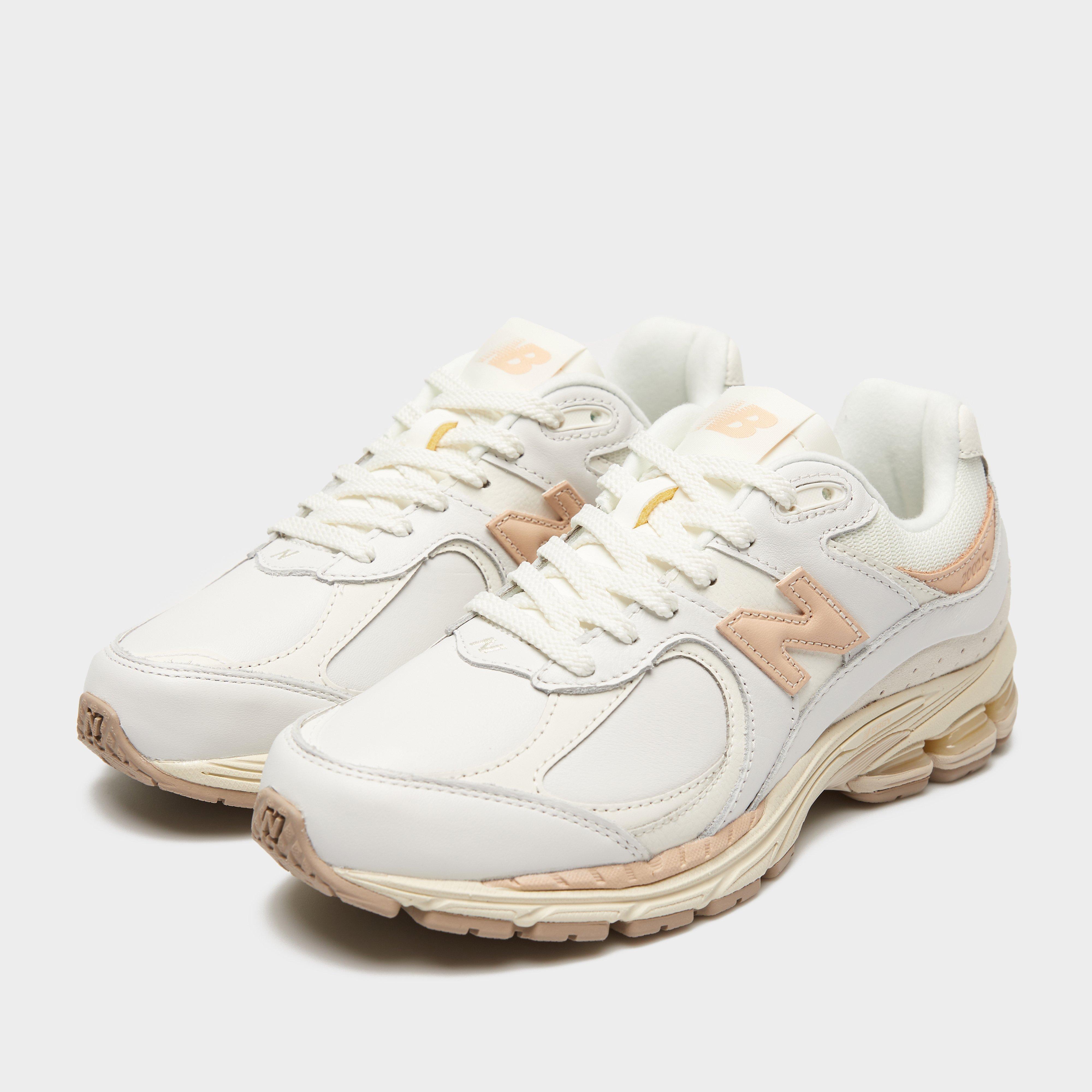 Kedai moterims NEW BALANCE 2002