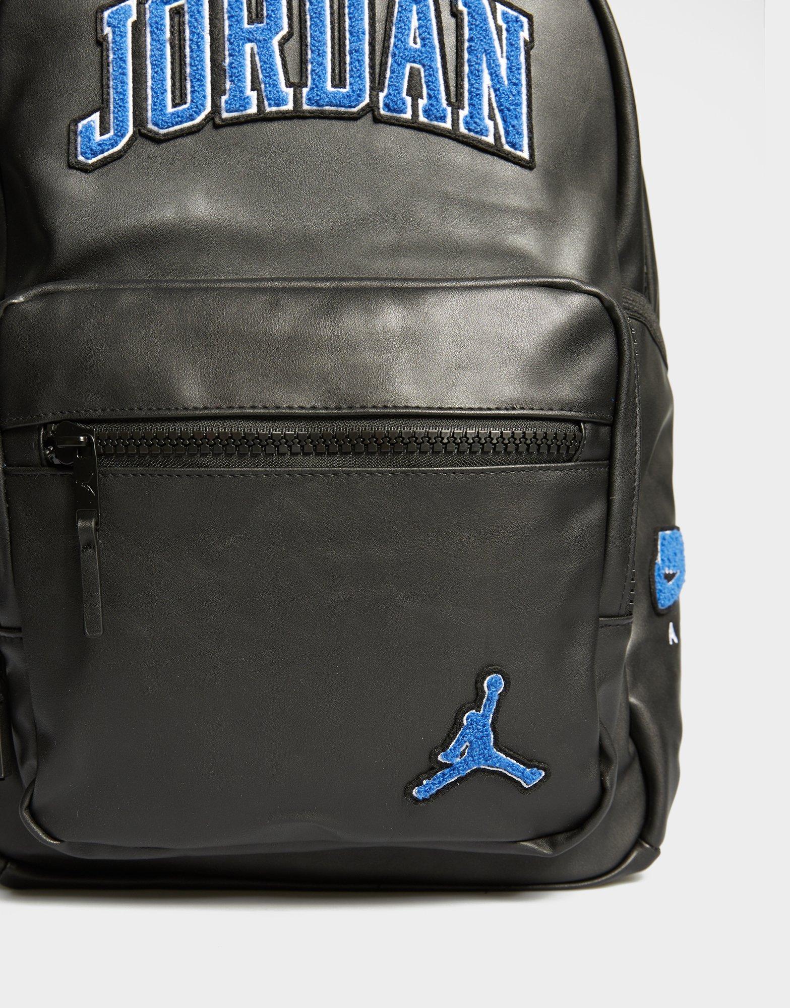 Vyriška kuprinė JORDAN KUPRINĖ BOROUGH VARSITY BACKPACK MA9004-KB4 Juoda