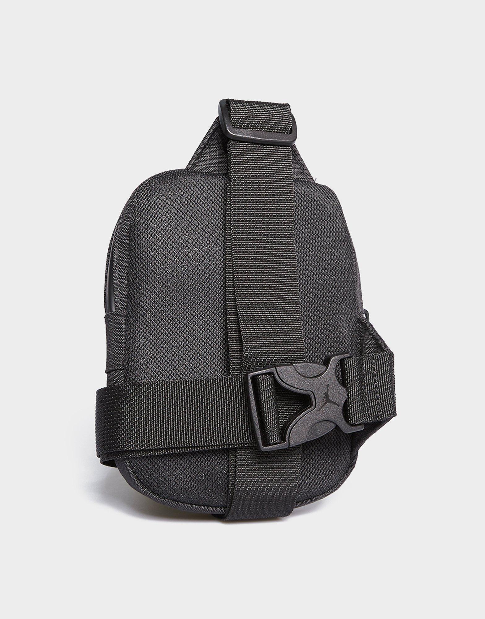 Жіночі сумки і сумочки JORDAN СУМКА JAM FRANCHISE HIP BAG MA9041-023 Чорний