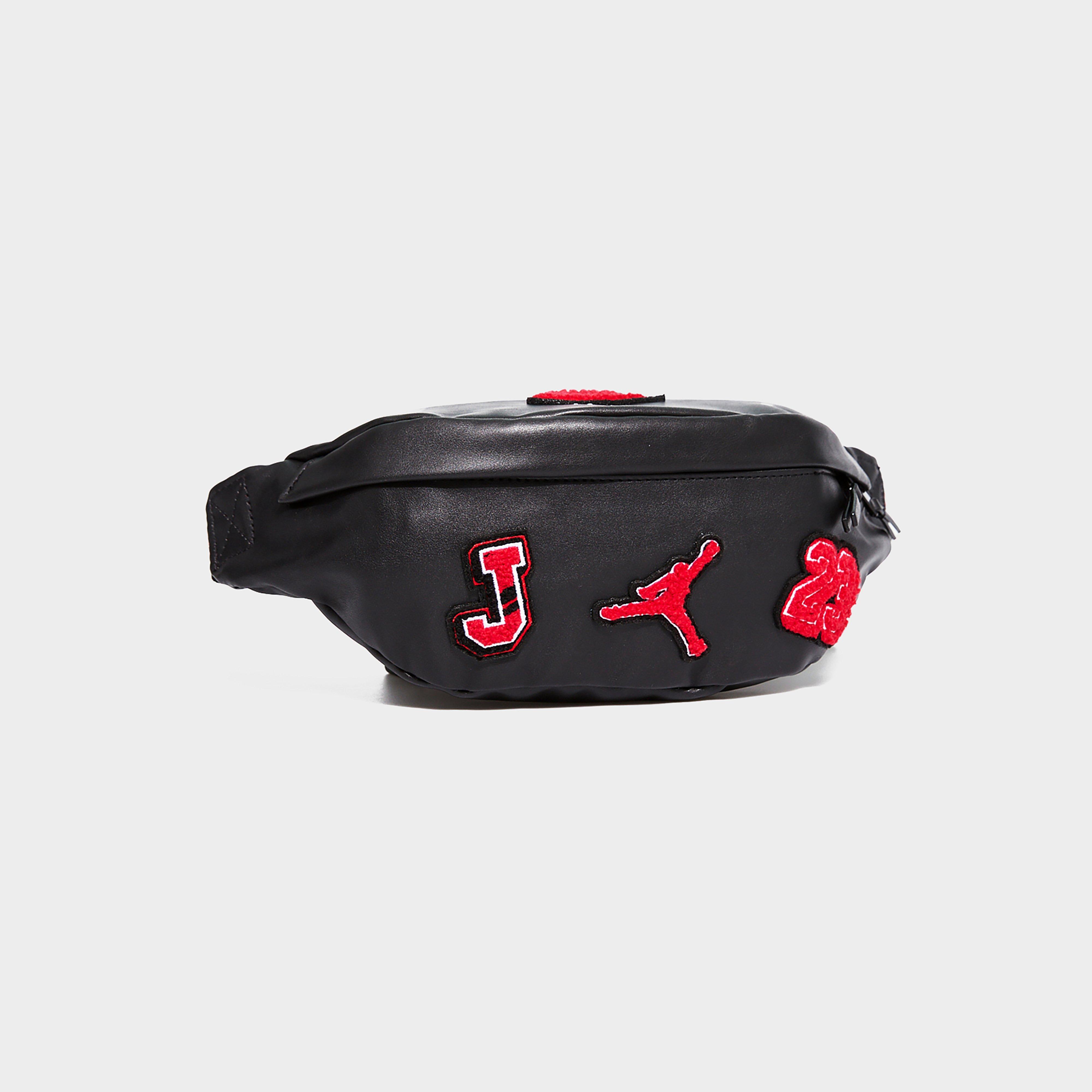 Geantă sport pentru femei NIKE HAD BORSETĂ JAM BOROUGH VARSITY CROSSBODY