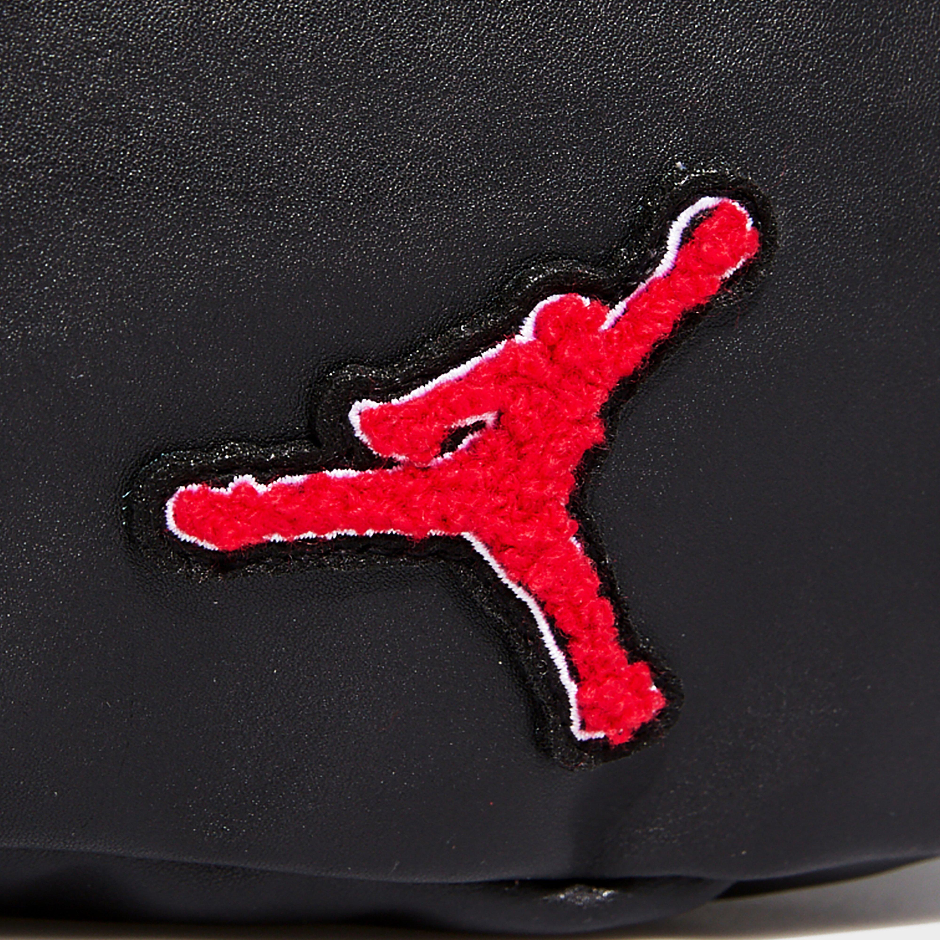 Geantă sport pentru femei NIKE HAD BORSETĂ JAM BOROUGH VARSITY CROSSBODY