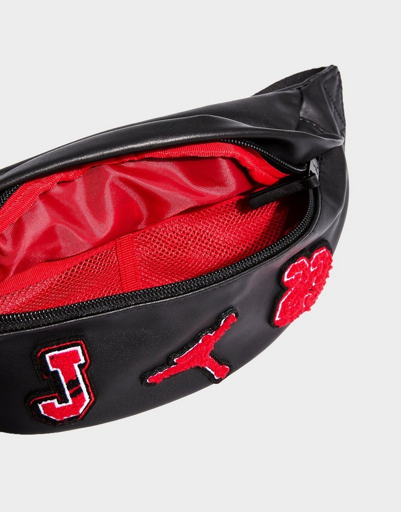 Geantă sport pentru femei NIKE HAD BORSETĂ JAM BOROUGH VARSITY CROSSBODY MA9064023 Negru
