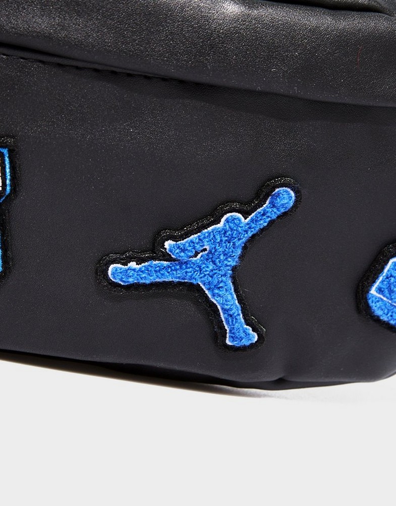 Geantă sport pentru femei NIKE HAD BORSETĂ JAM BOROUGH VARSITY CROSSBODY MA9064KB4 Negru