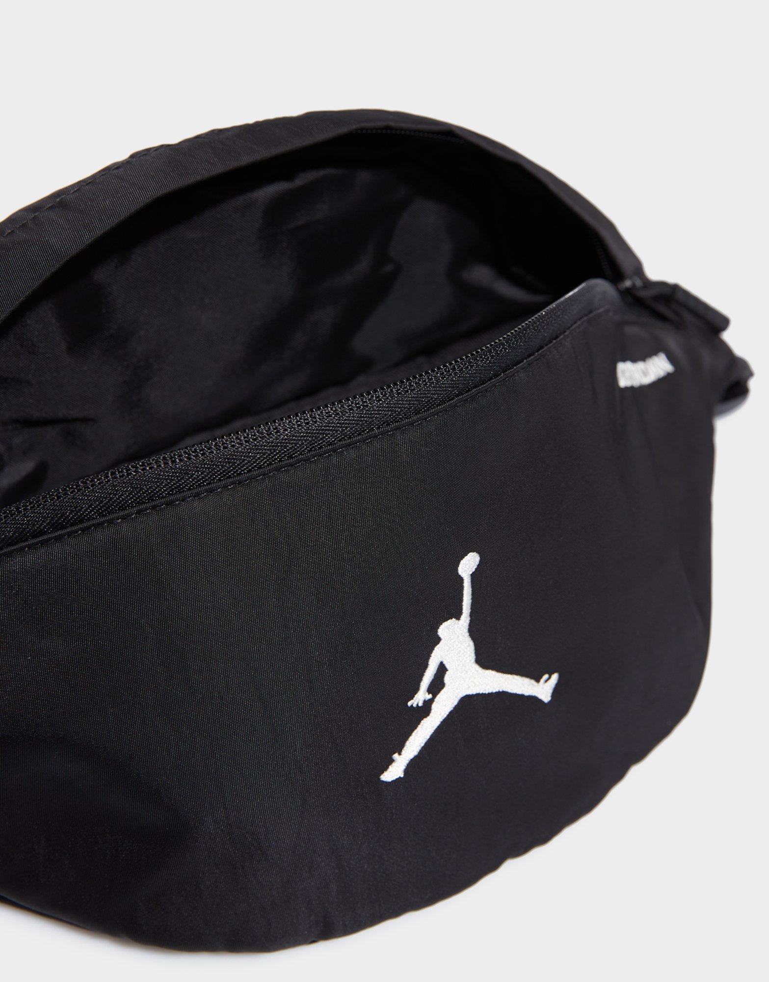 Ženska sportska torba NIKE HAD TORBICE MVP CROSSBODY MA9108023 crna