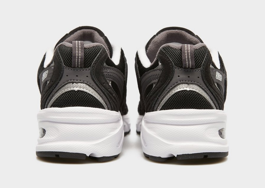 Buty sneakersy damskie NEW BALANCE 530  MR530CC Czarny