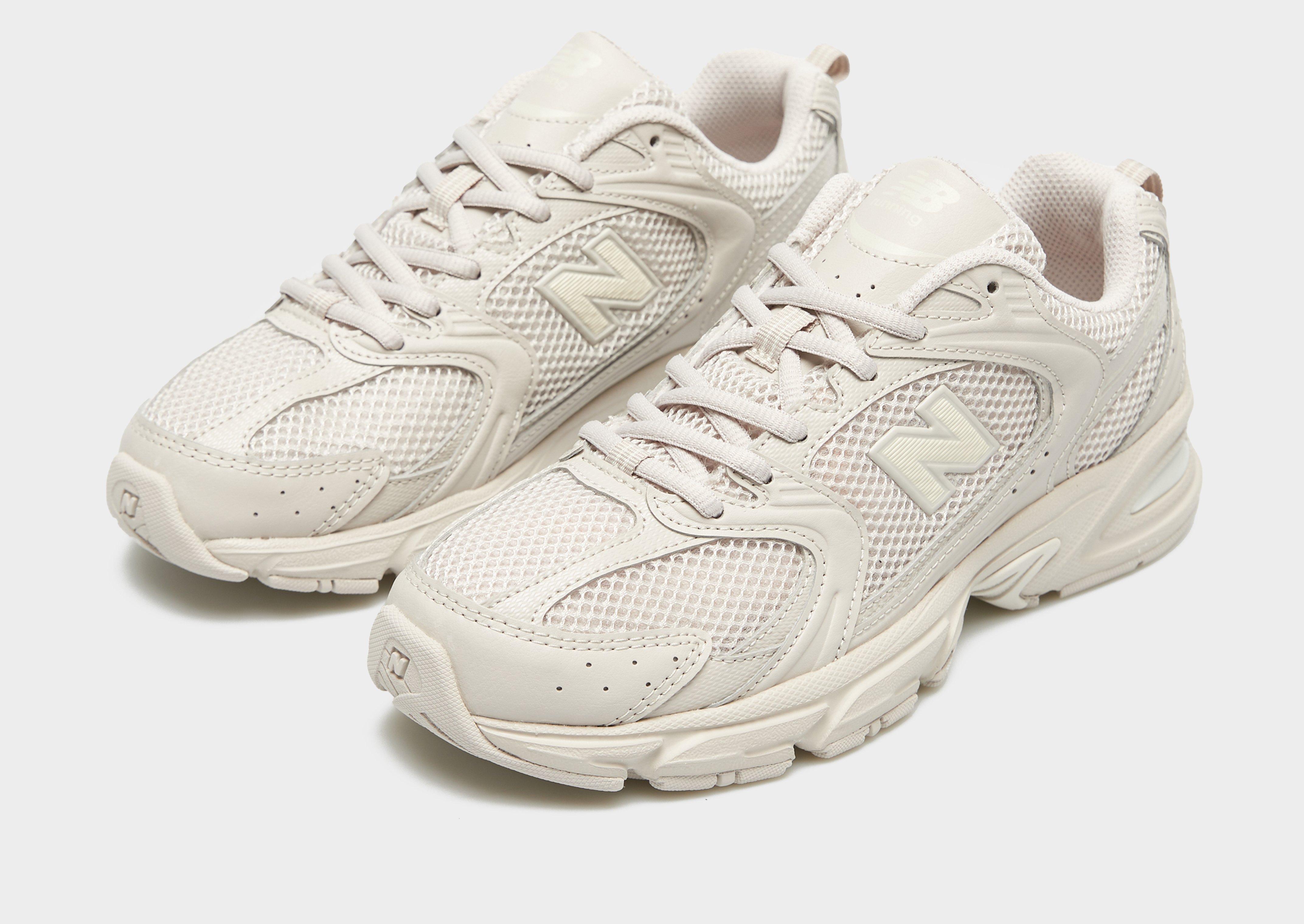 Дамски обувки NEW BALANCE MR530MM MR530MM Бежов