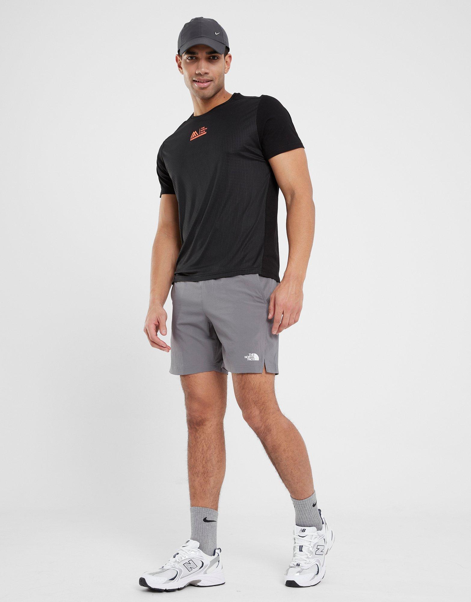 Krótkie spodenki, szorty męskie THE NORTH FACE SZORTY 24/7 SHORT SMOKE'GY NF0A3O1B0UZ1 Szary