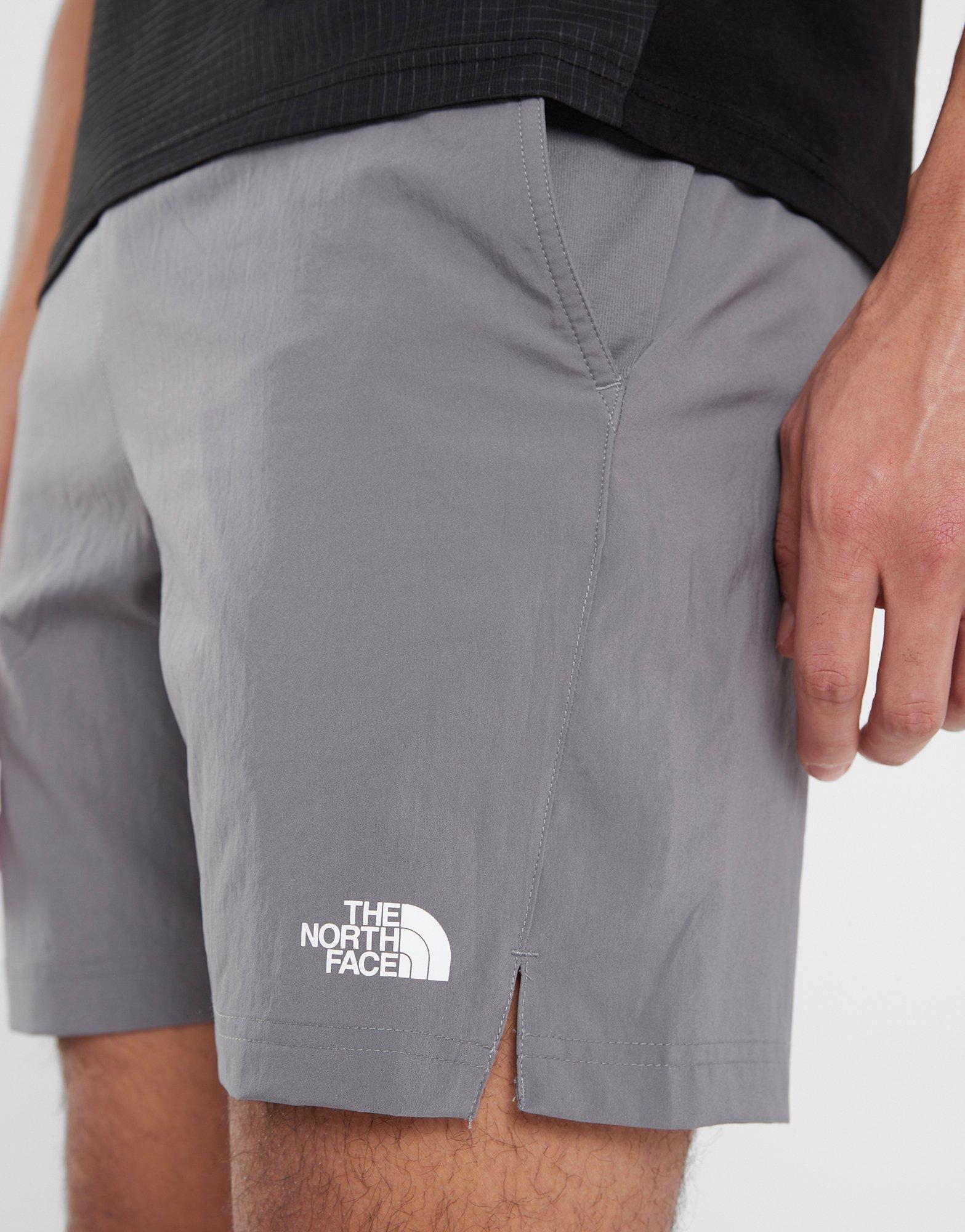Krótkie spodenki, szorty męskie THE NORTH FACE SZORTY 24/7 SHORT SMOKE'GY NF0A3O1B0UZ1 Szary