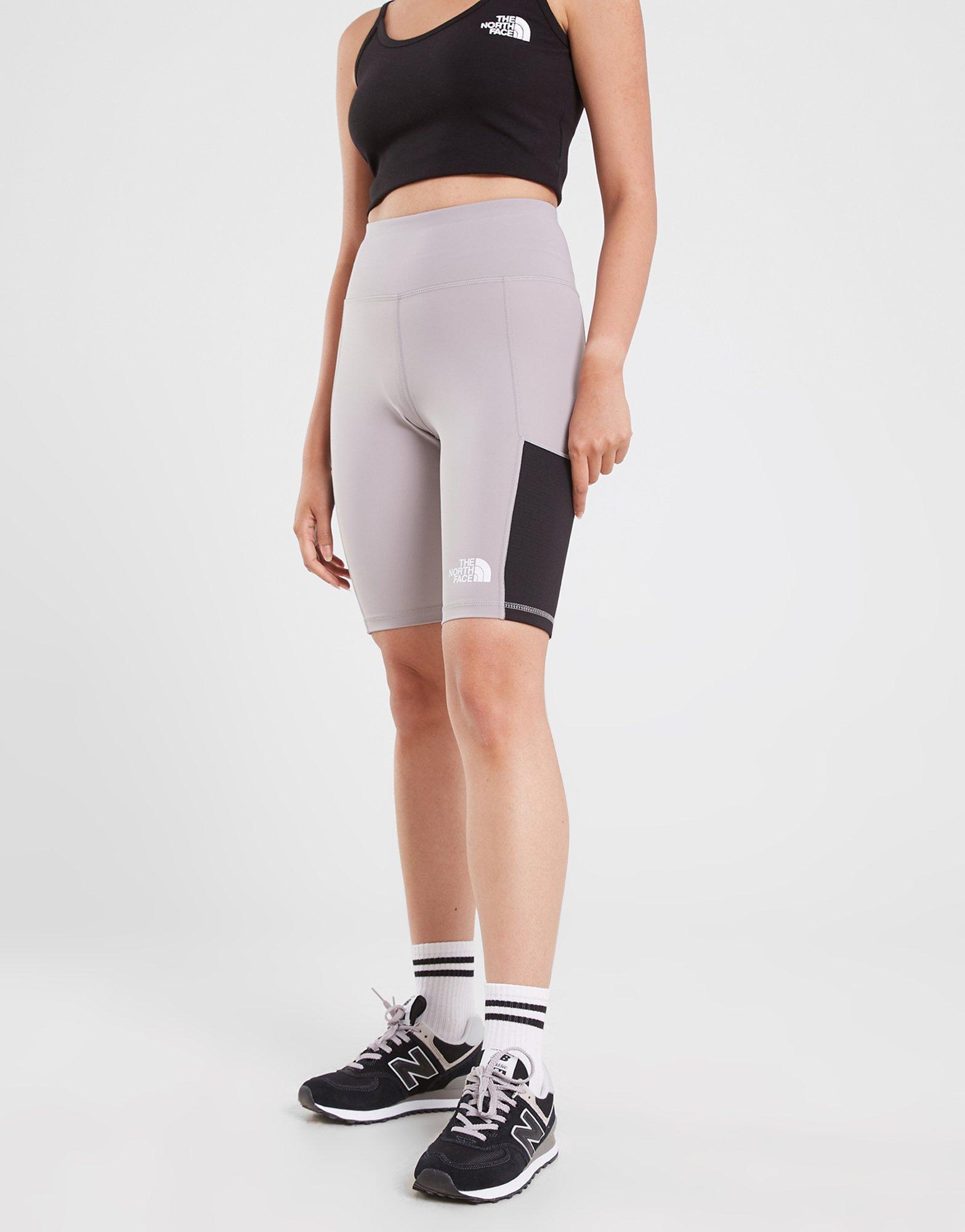 Női rövidnadrág THE NORTH FACE RÖVIDNADRÁG   CARGO SHORT MELDGRY/TNFBLCK NF0A83GMGVV1 Szürke