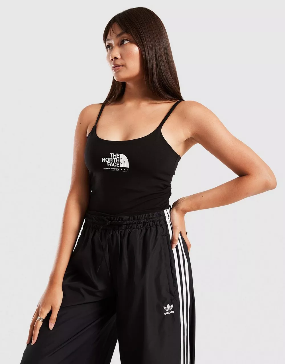 THE NORTH FACE ТОП TECH SHINE SLIM МАЙКА BLK, фото 1 з 4