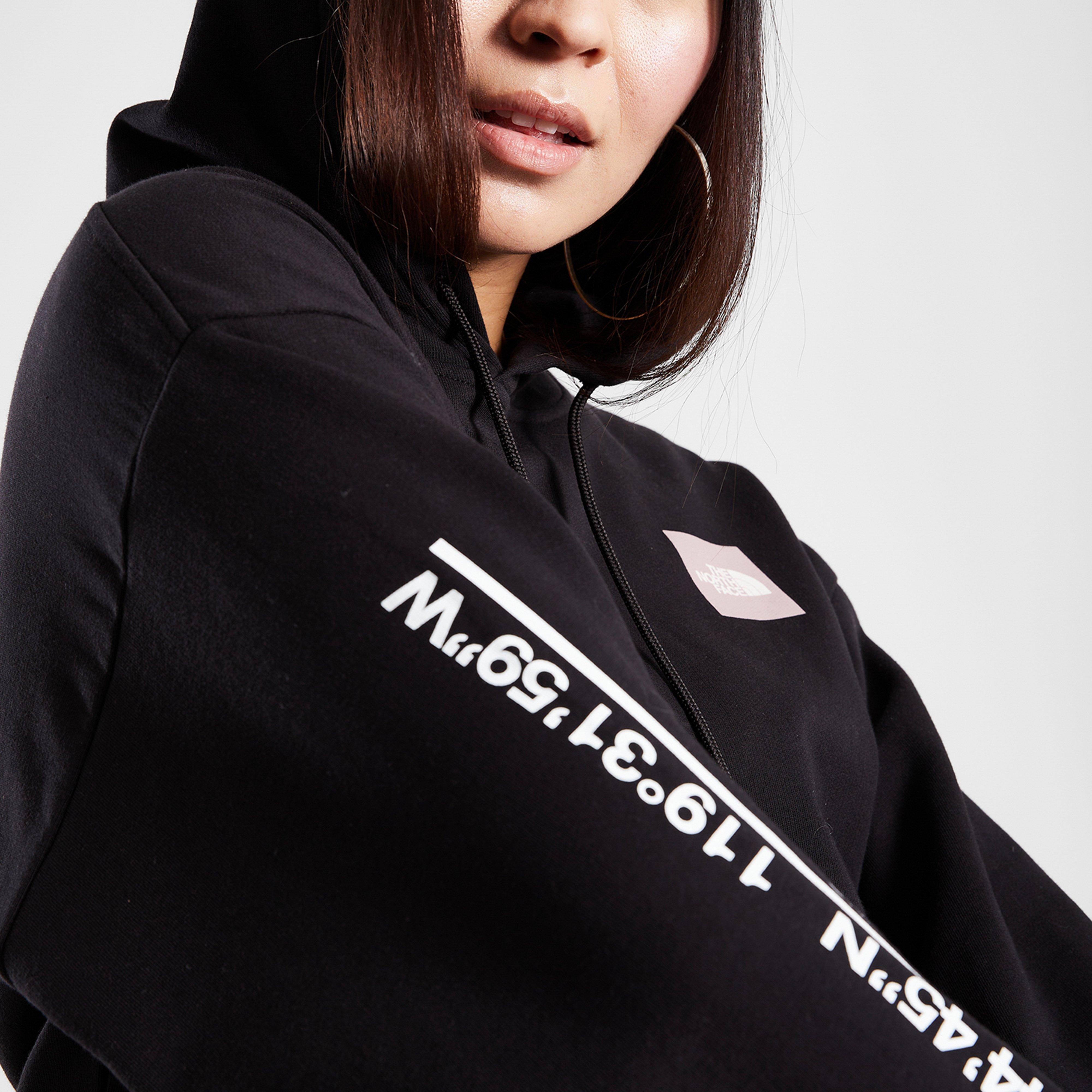 Bluză pentru femei THE NORTH FACE BLUZĂ CU GLUGĂ MTN BOX GRPH BLK