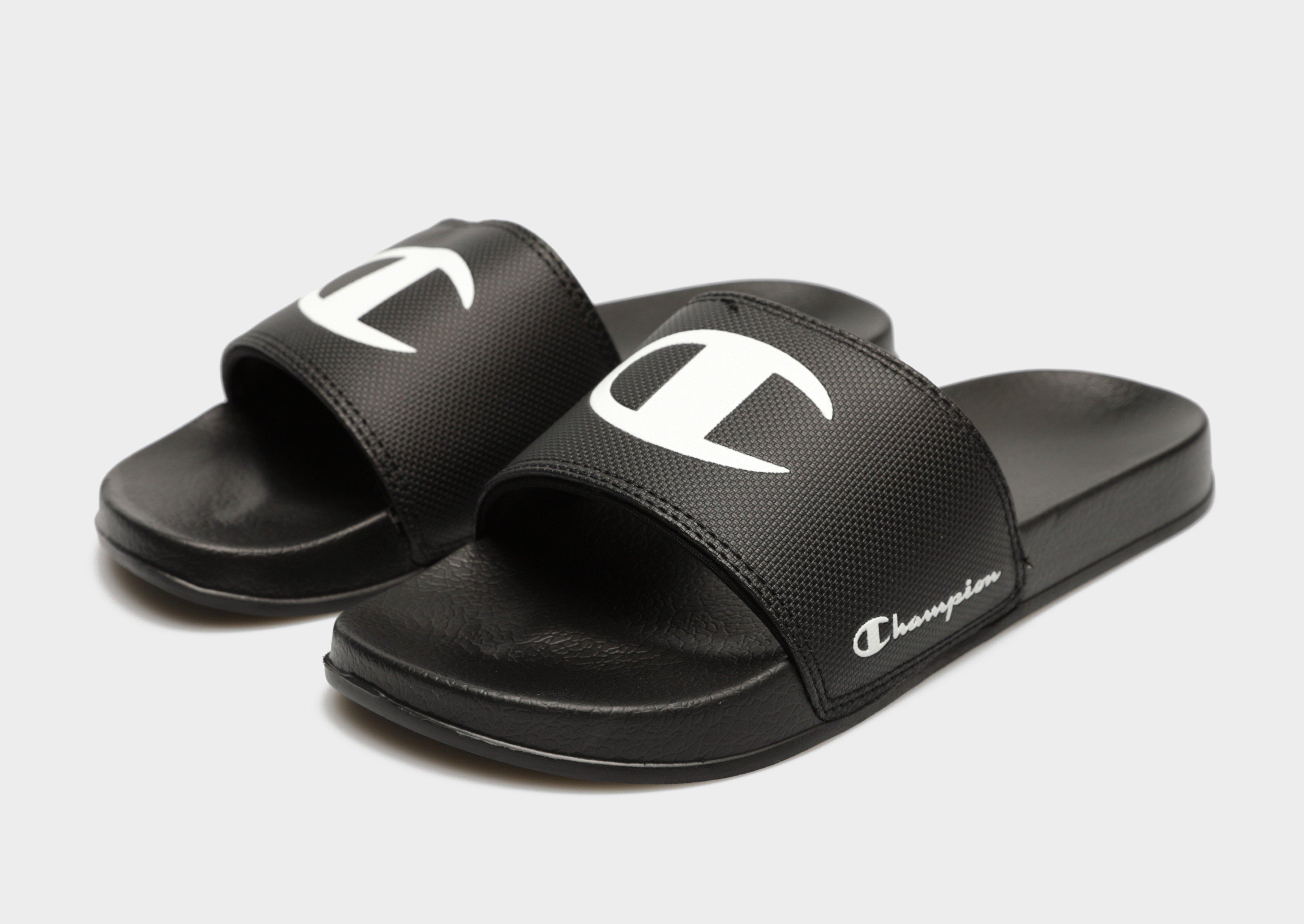 Női papucsok és flip-flopok CHAMPION SAMOA 2 S11650KK001 Fekete