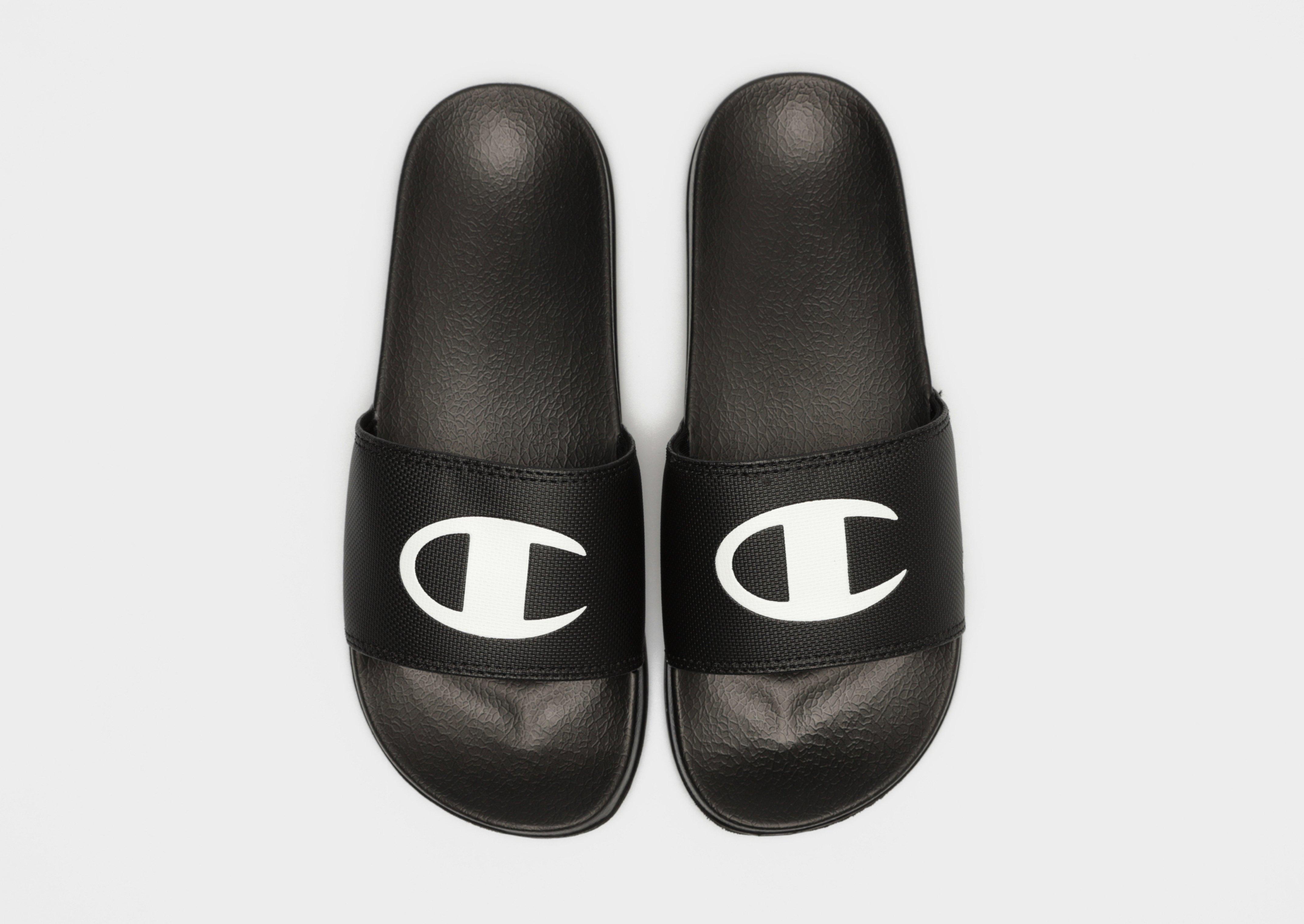 Női papucsok és flip-flopok CHAMPION SAMOA 2 S11650KK001 Fekete