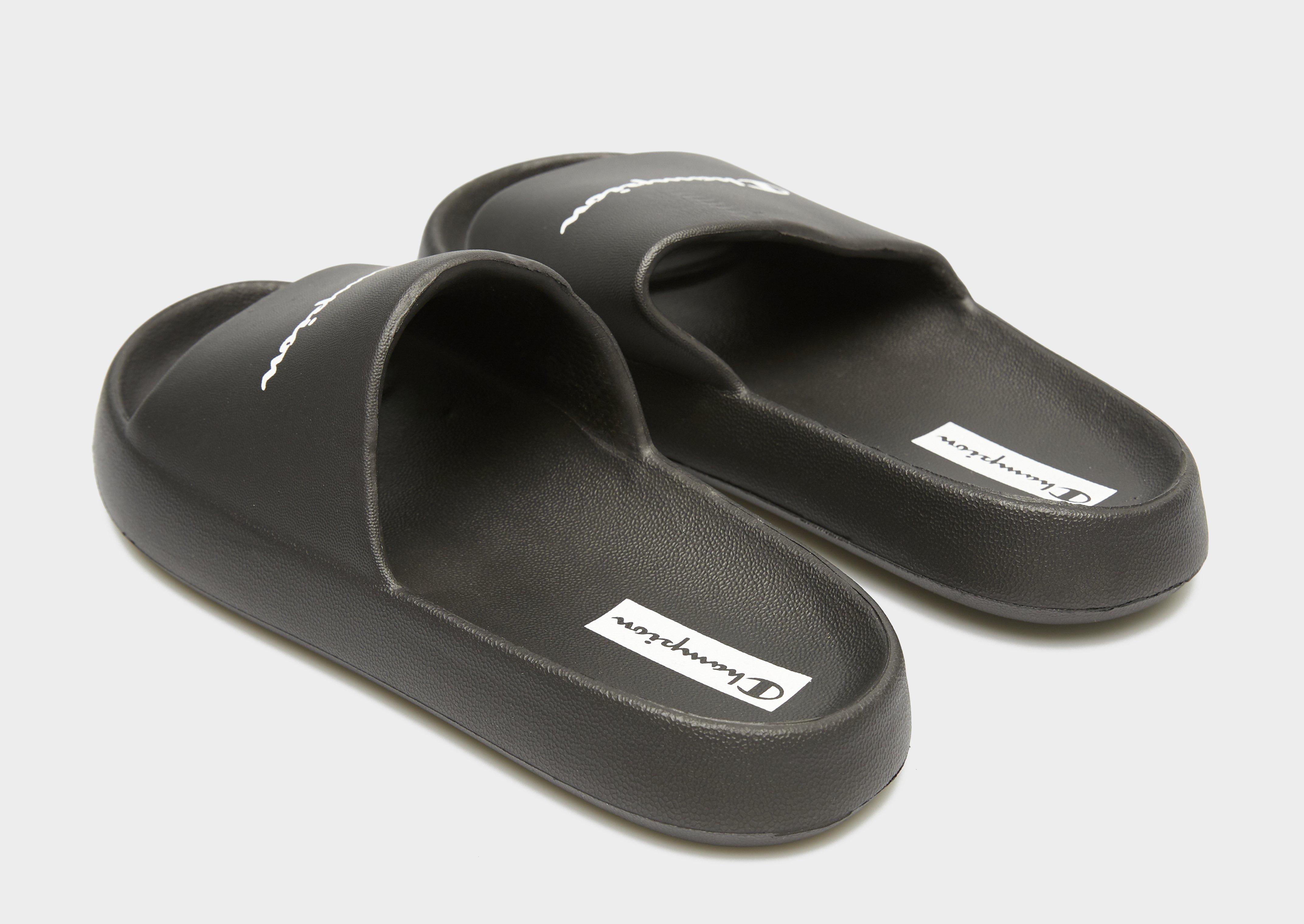 Dámske Šľapky CHAMPION SOFT SLIPPER SLIDE S11807KK001 Čierna