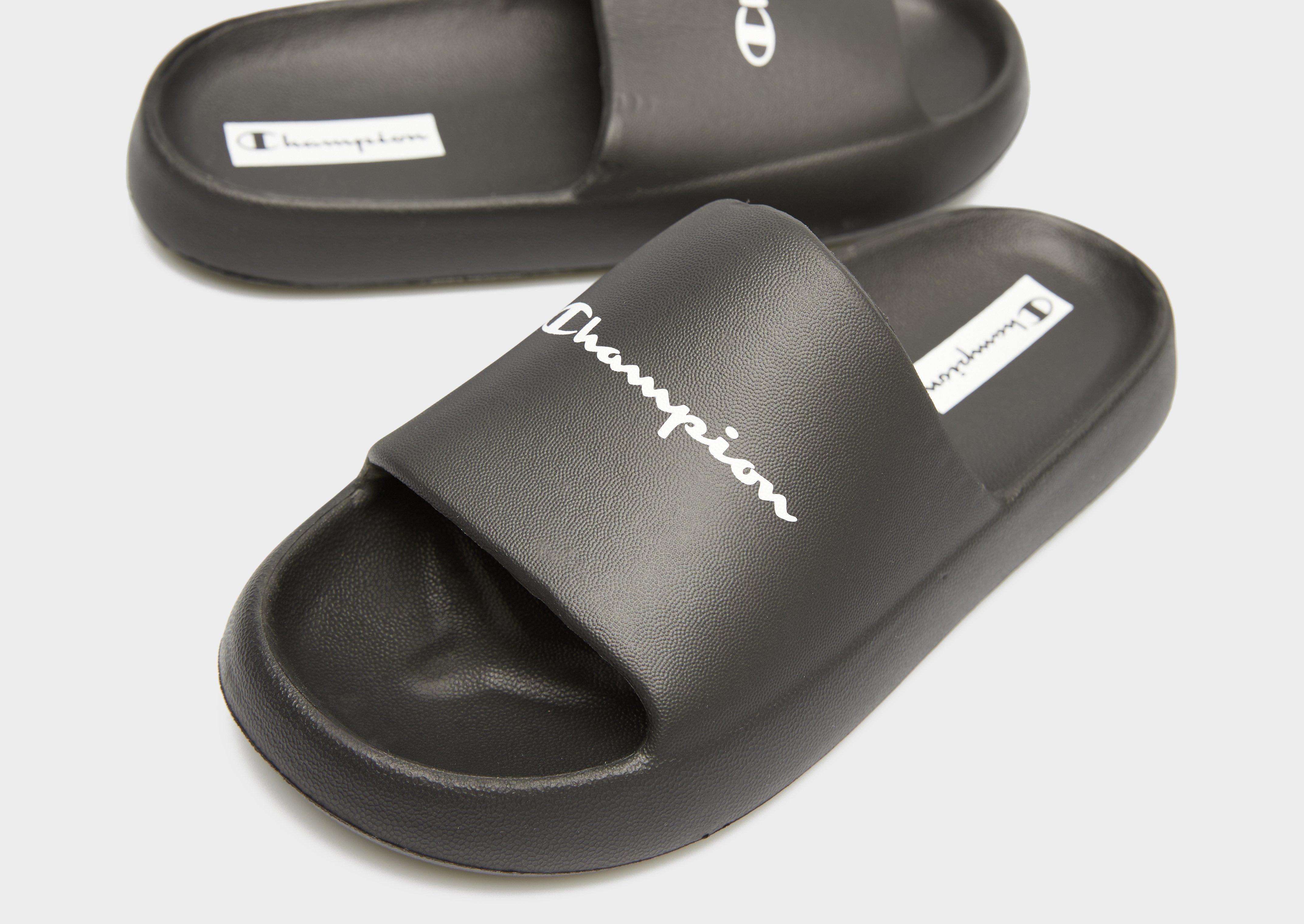 Dámske Šľapky CHAMPION SOFT SLIPPER SLIDE S11807KK001 Čierna