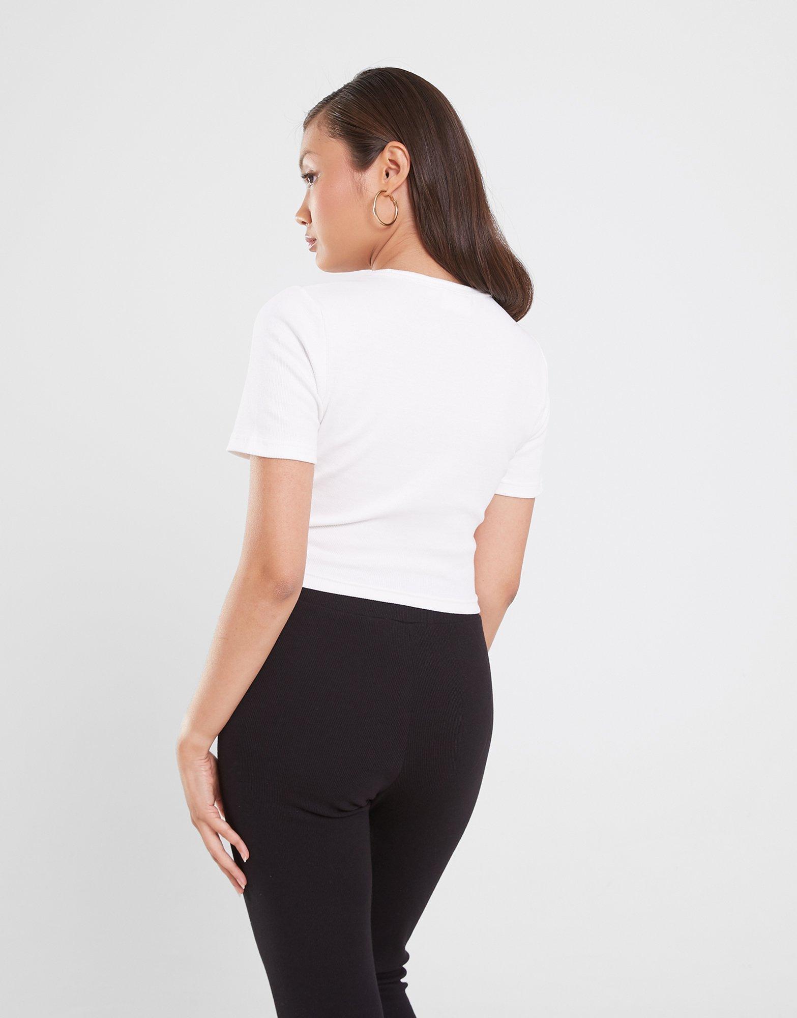 Жіночі футболки FILA ФУТБОЛКА SHARON CRP TEE WHT SHARONSS23JDMWHT Білий